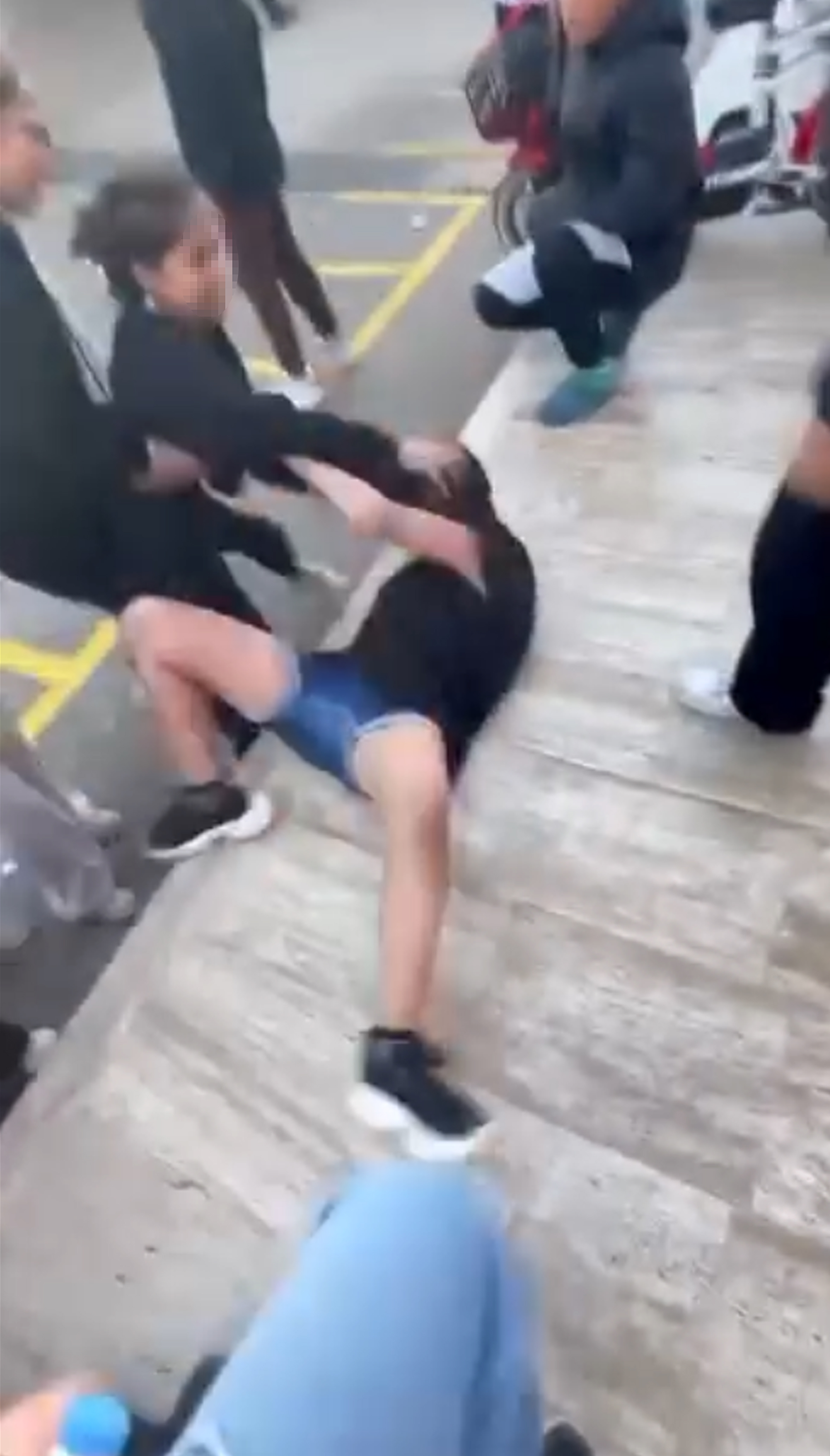 A K R A N L A R I K I Z O G R E N C I Y I T E K M E Y U M R U K D 1045603 310290