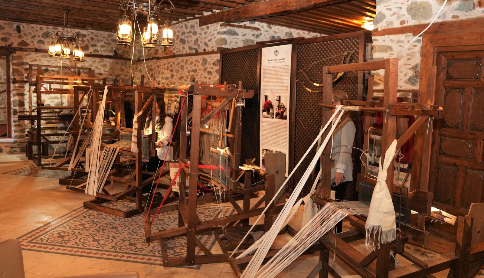 A L A N Y A N I N A S I R L I K M I R A S I G E L E C E G E D O K U N 1087885 322916-1