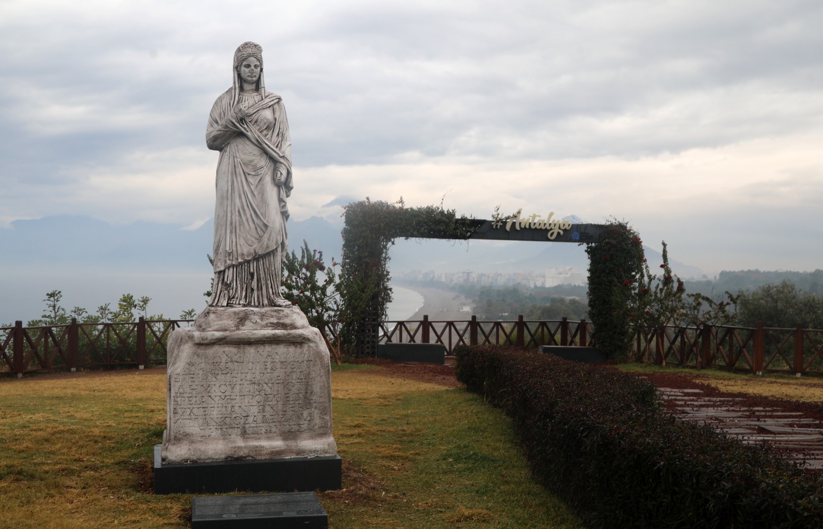 A N T A L Y A’ D A B E K L E N E N Y A G M U R E T K I L I O L D U 1073410 318504