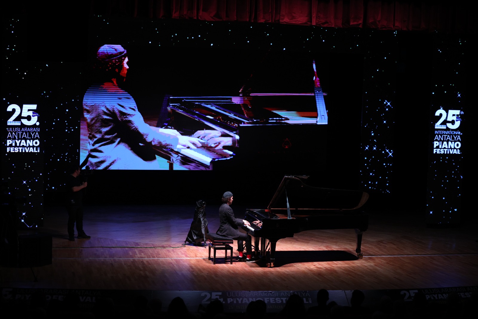 A N T A L Y A P I Y A N O F E S T I V A L I N D E B U Y U K Y I L D I R 1058057 313975