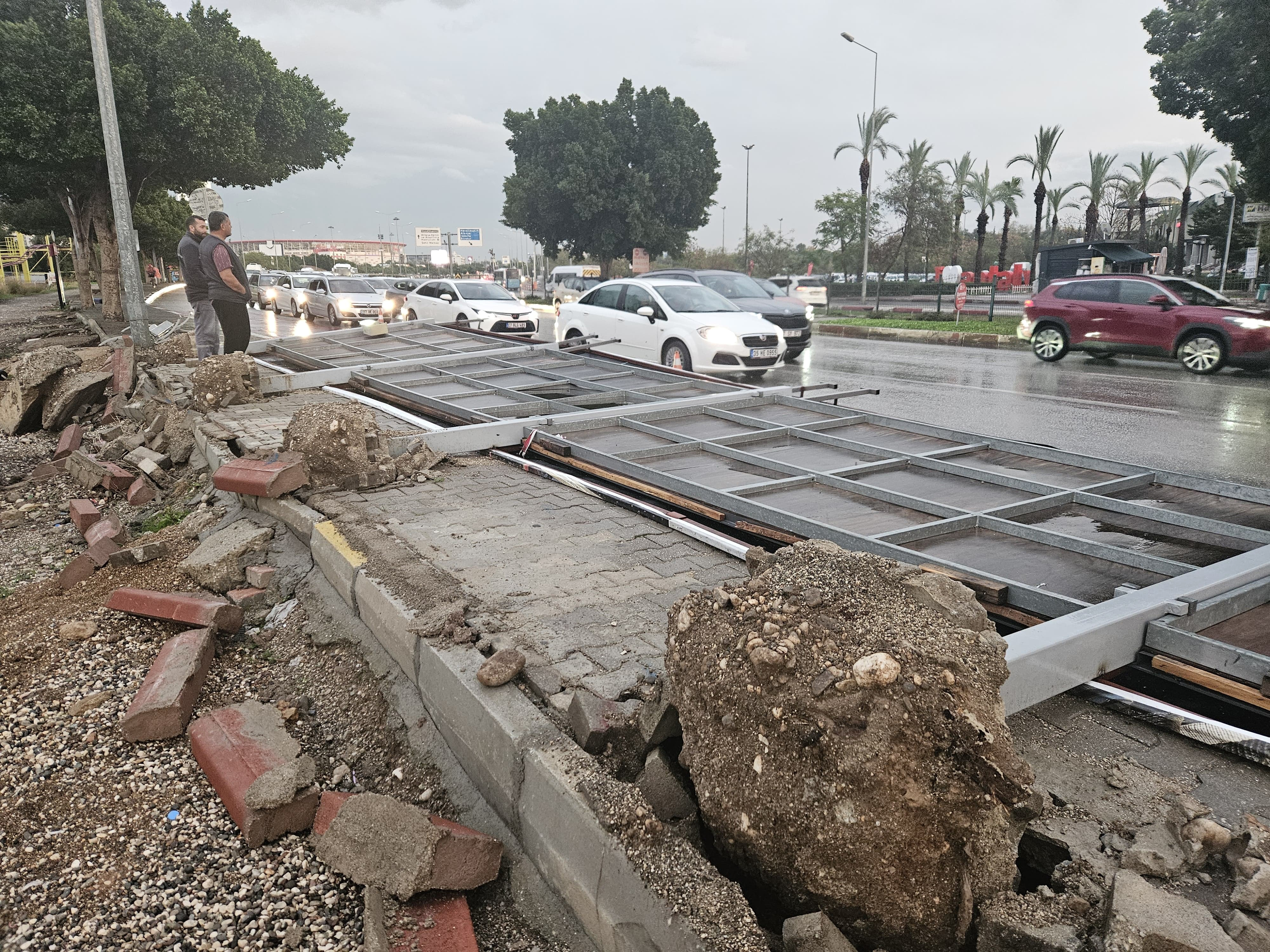 A N T A L Y A V E I L C E L E R I N D E S A G A N A K E T K I L I O L 1049710 311522