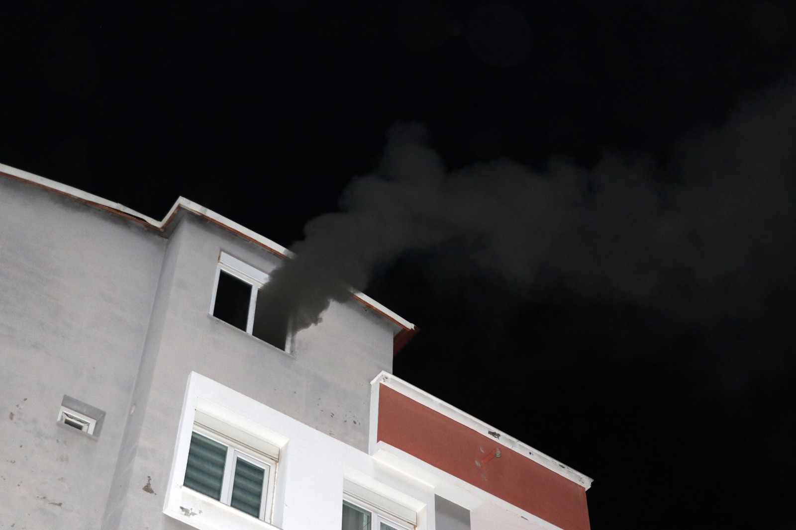 A P A R T M A N D A Y A N G I N P A N I G I 1054381 312876