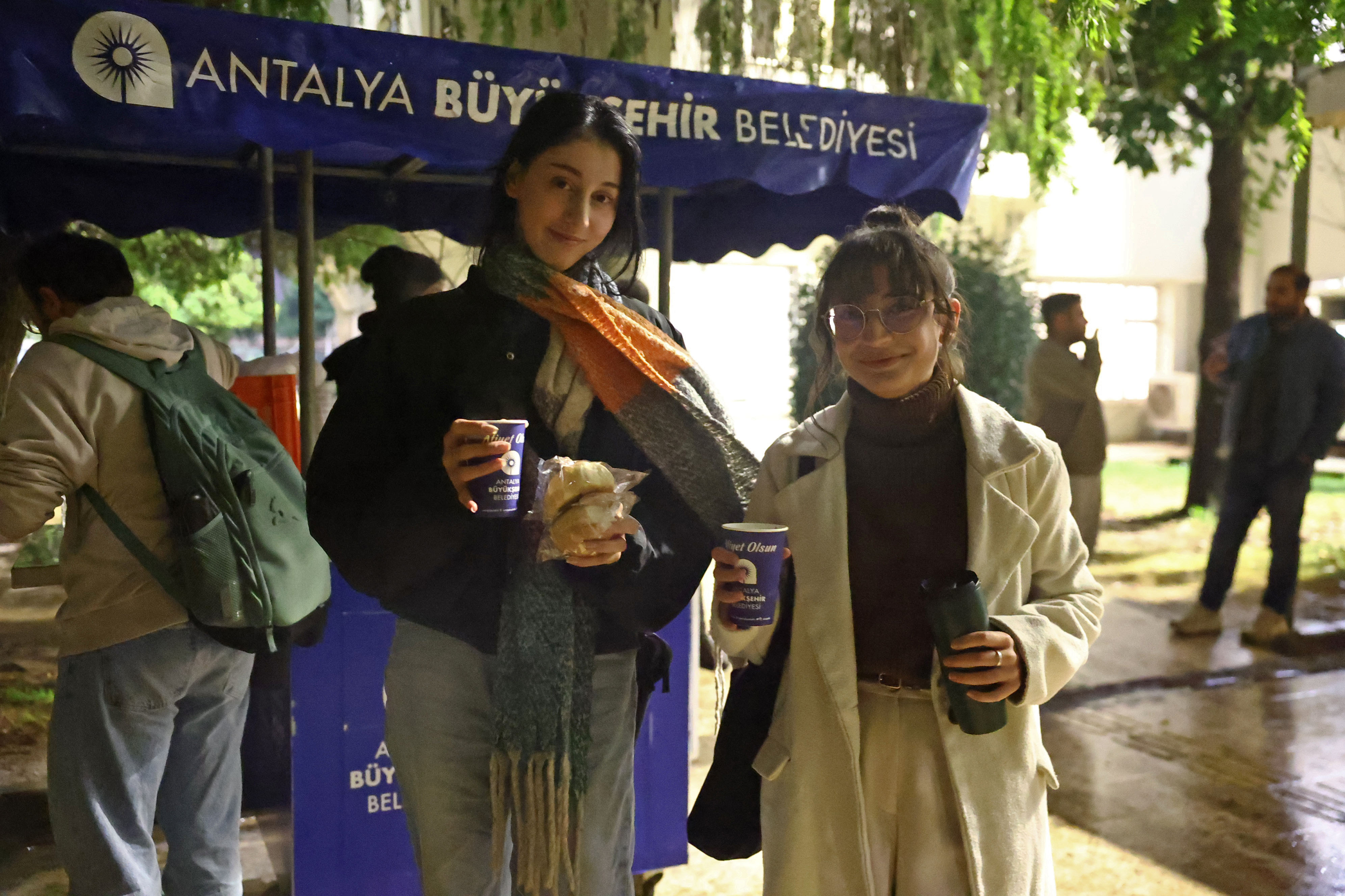 B U Y U K S E H I R’ D E N O G R E N C I L E R E S I C A K C O R B A I 1077557 319764