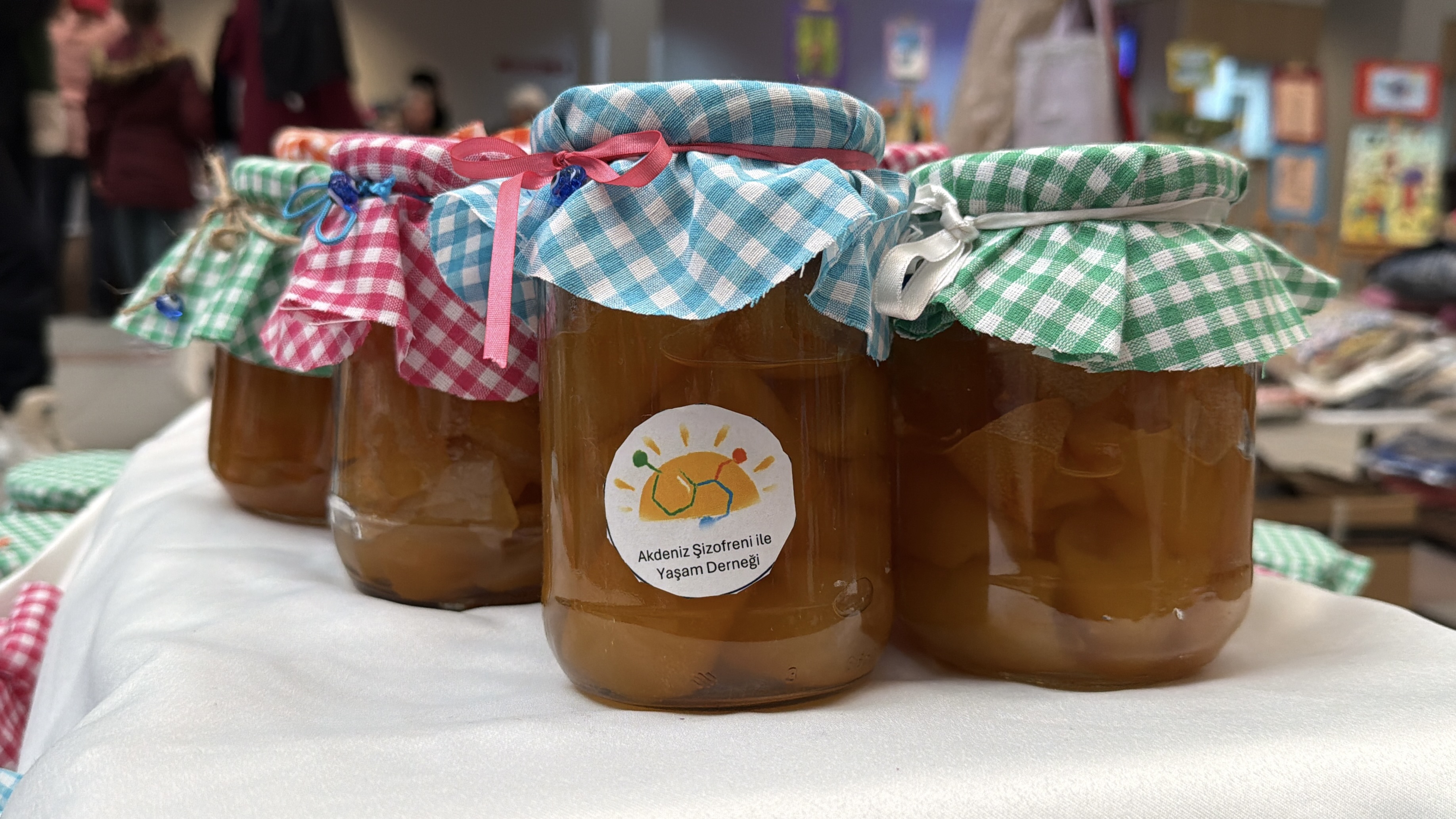 E L E M E G I E S E R L E R F A R K I N D A L I K I C I N S E R G I L 1075823 319210