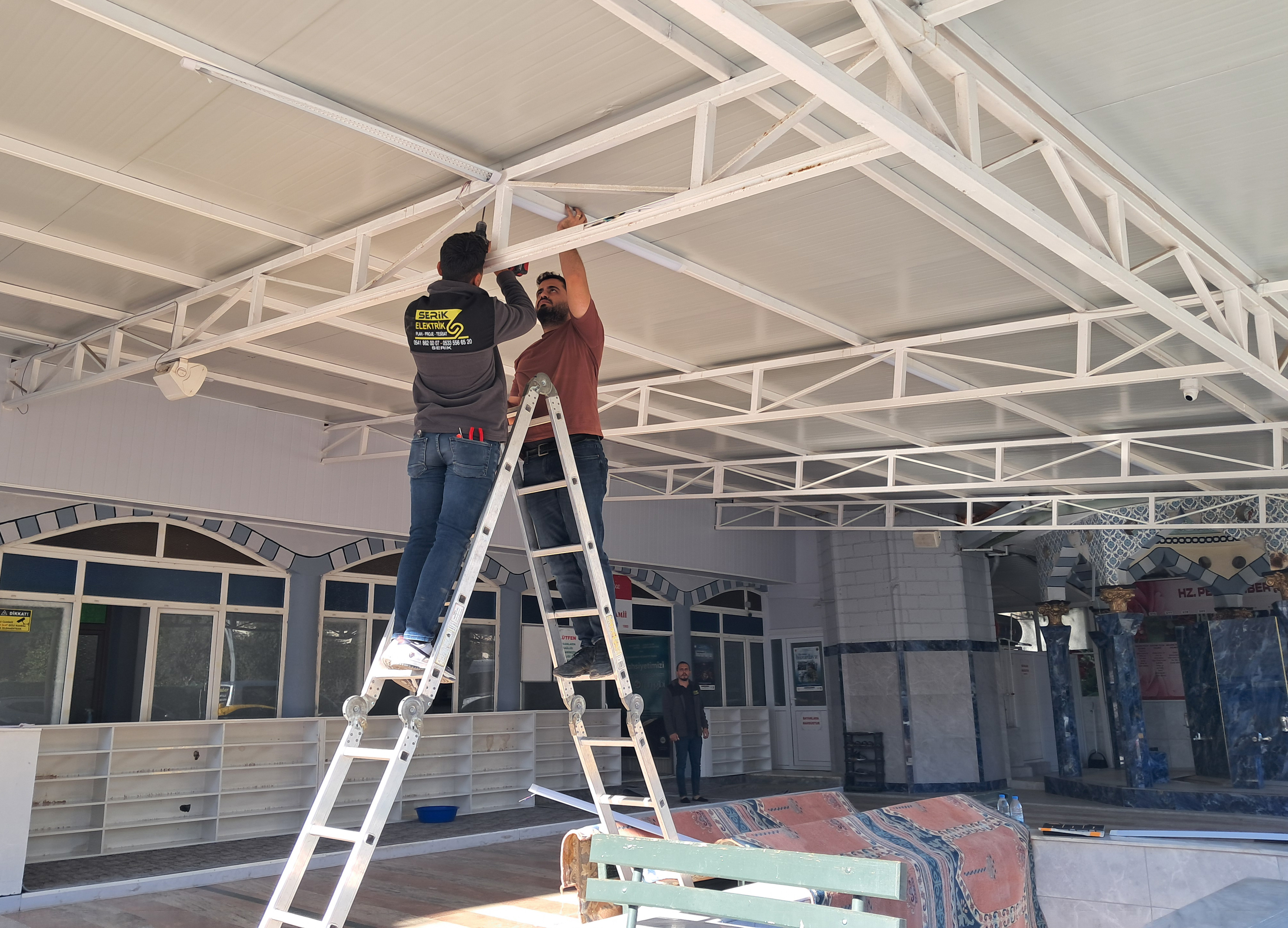 F I R T I N A V E S I M S E K C A M I N I N E L E K T R I K T E S I 1042146 309247