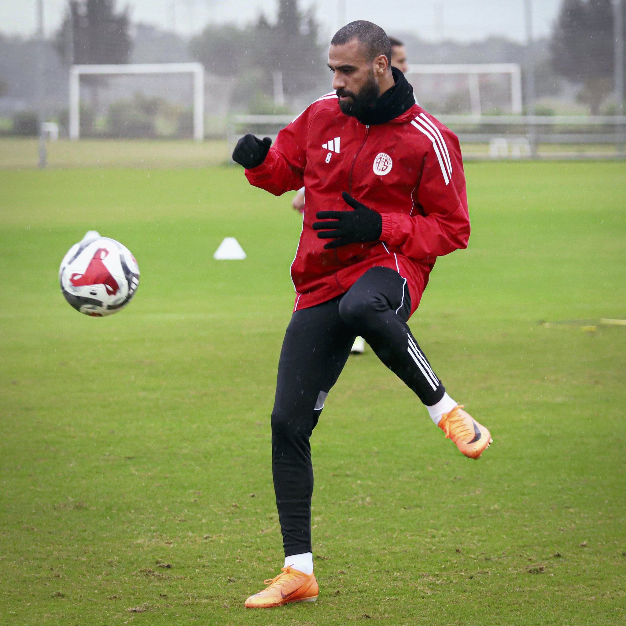 G7Fgd B V W Q A A Z I Ms