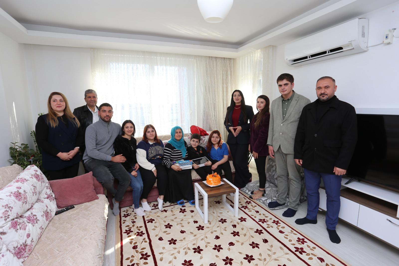 Genc Ressamin Hayalleri, Engelsiz Sanat Projesi Ile Renklendi 3