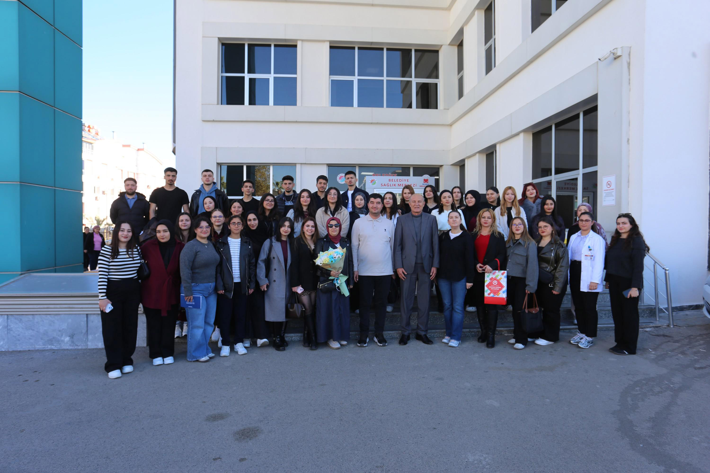 K E P E Z’ I N Y A S L I D O S T U K E P E Z P R O J E S I N E A 1075860 319214