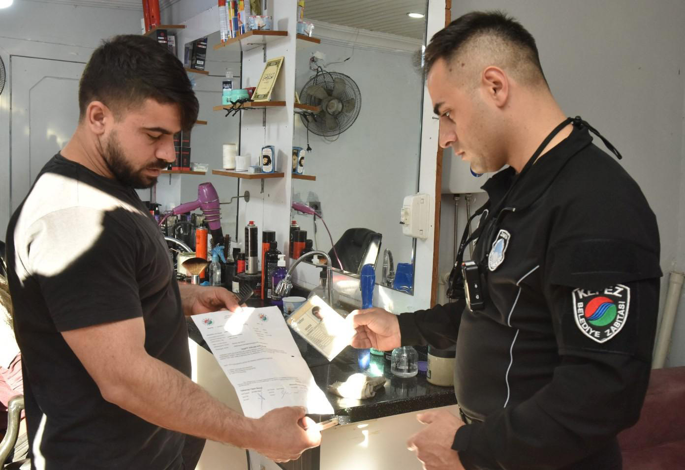 K E P E Z Z A B I T A S I’ N D A N B E R B E R D E N E T I M I 1063946 315701