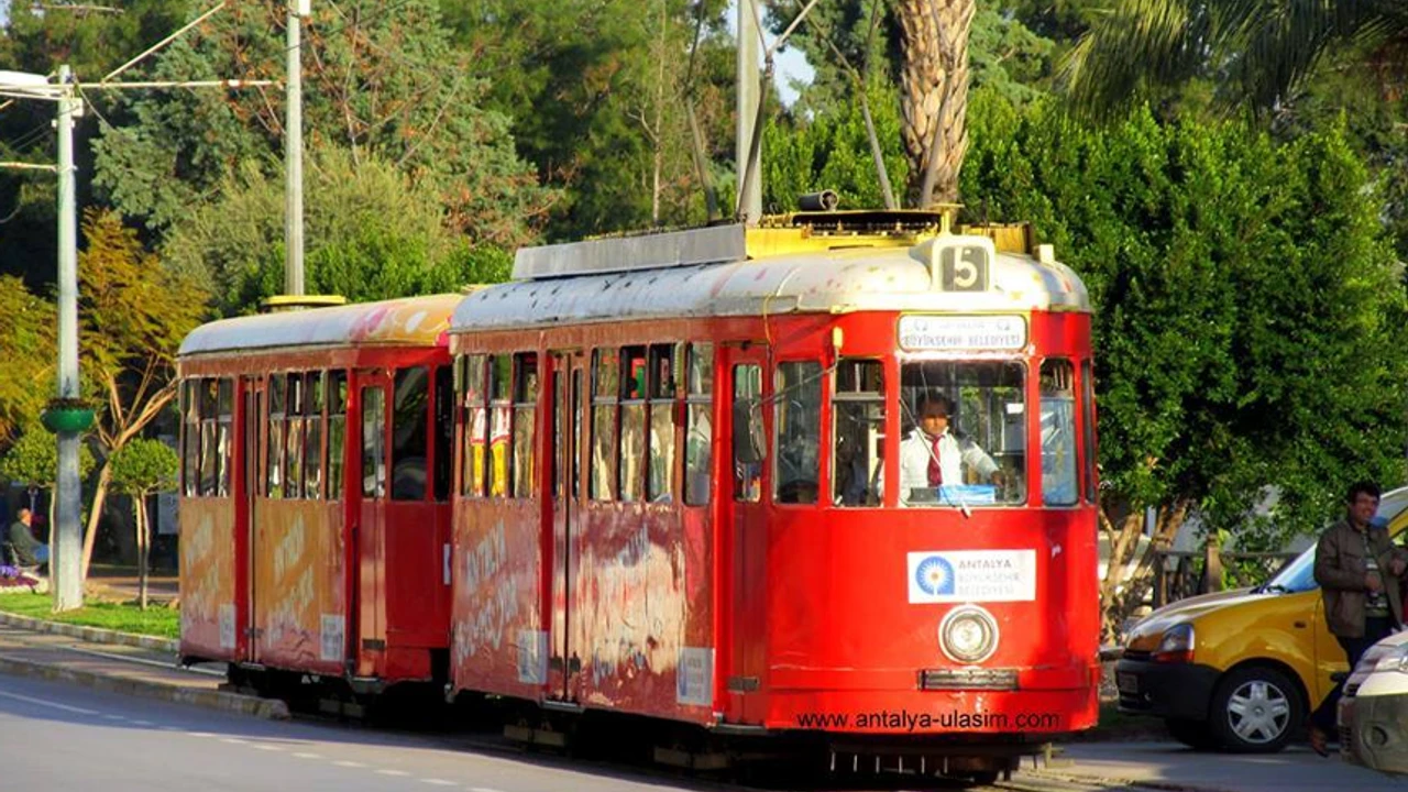 Antalya Nostalji Tramvayı'nda yeni düzenleme