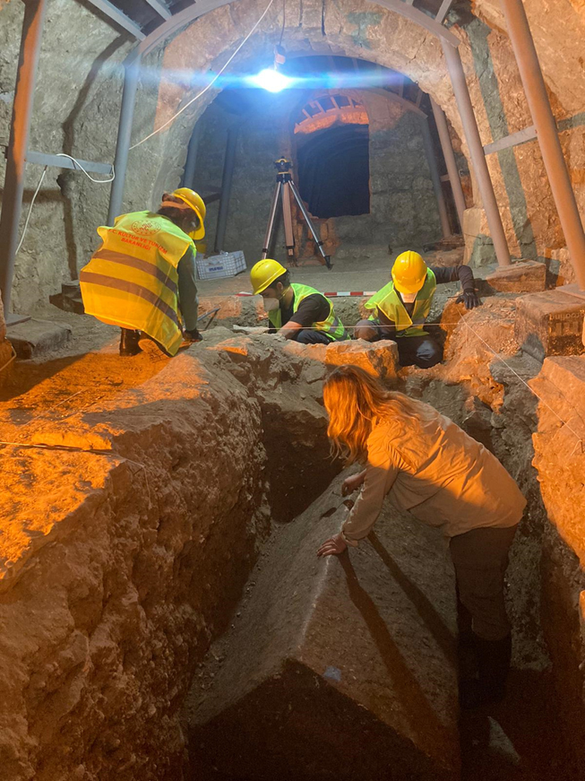 N O E L B A B A N I N K I L I S E S I U N E S C O A D A Y L I G I 1054365 312873