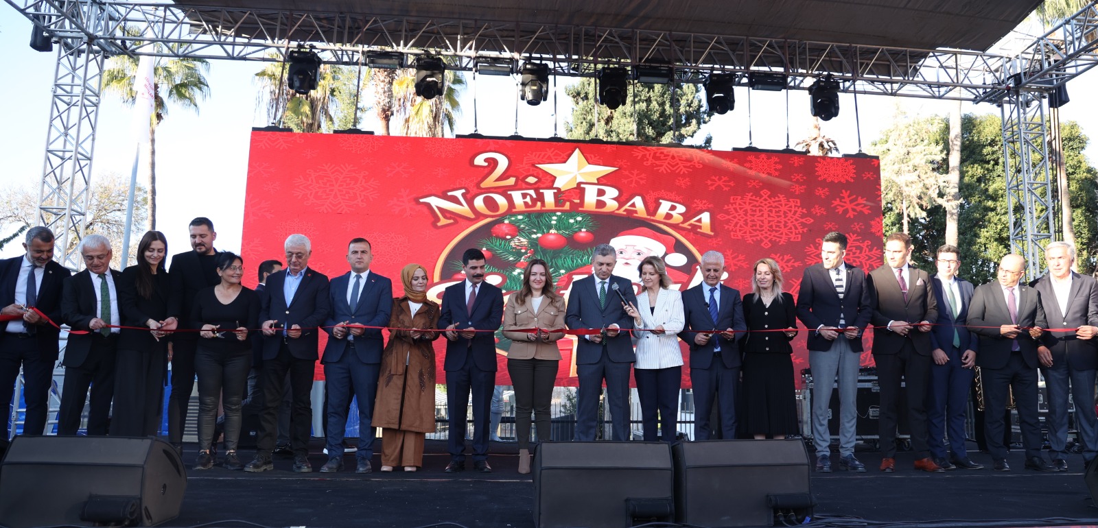 O Z D E M I R N O E L B A B A F E S T I V A L I N E K A T I L D I 1070730 317734