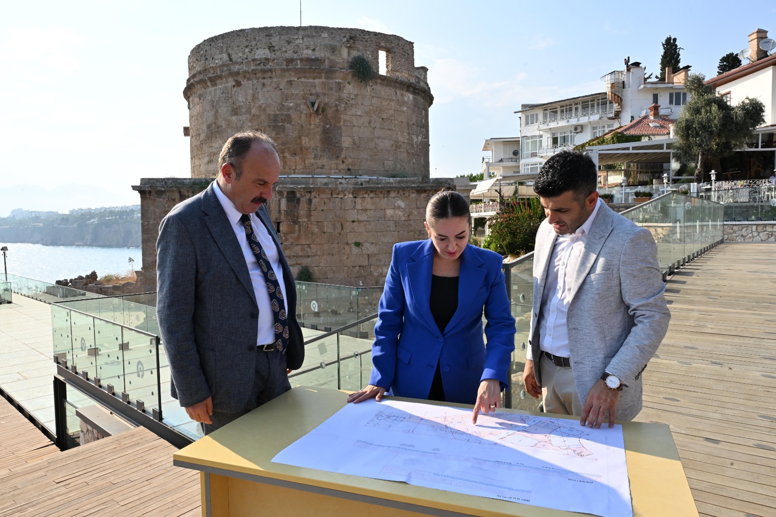 O Z D E M I R Y A T I R I M Y A P A N U R E T E N B I R B E L E D 1090398 323685