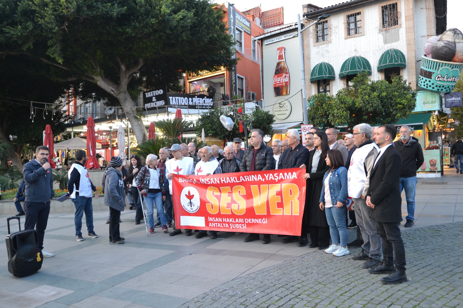 Whatsapp Image 2025 12 10 At 22.41.00