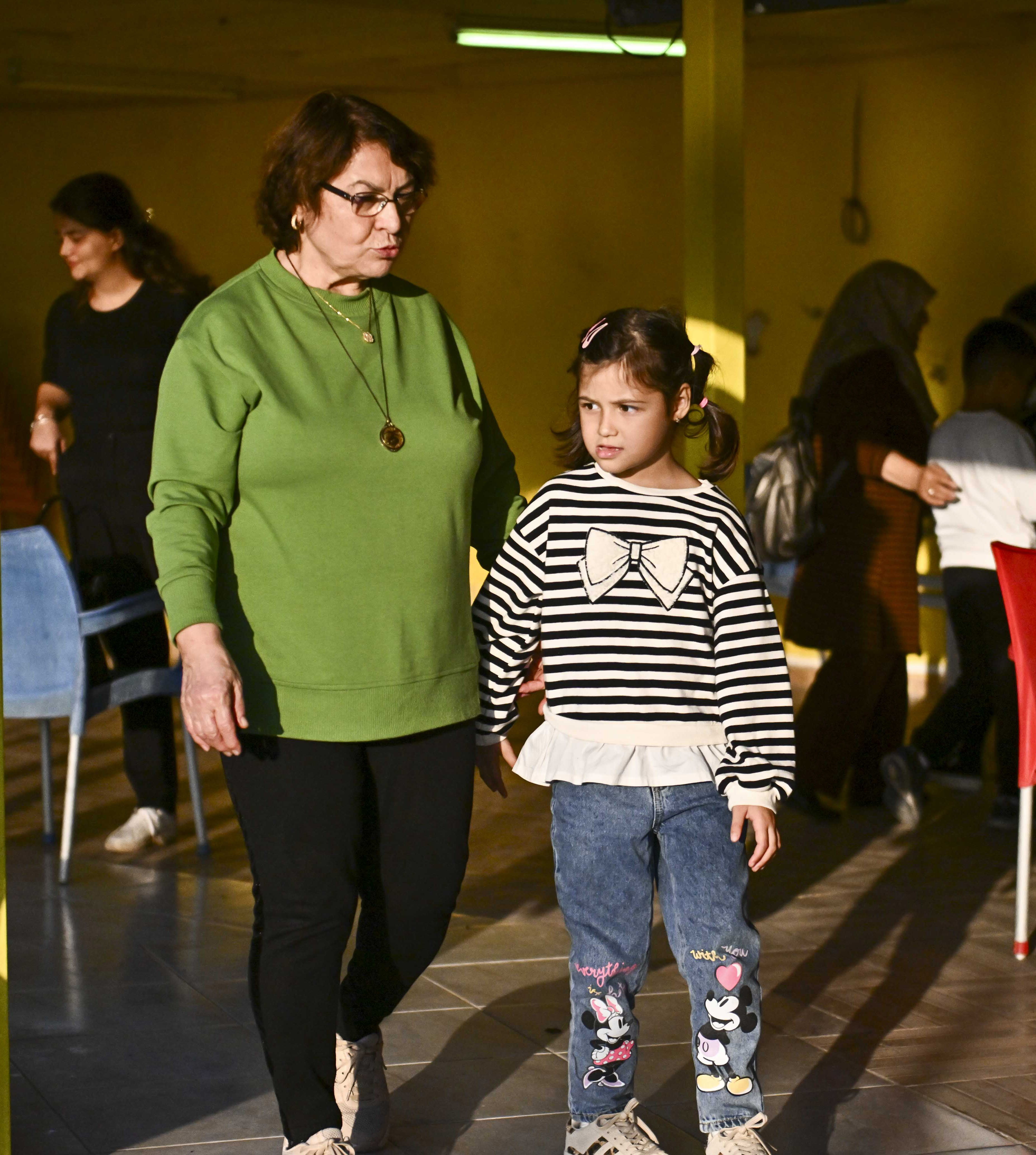 Y A S L I E V I N D E K U S A K L A R A R A S I E T K I L E S I M A T 1041625 309094