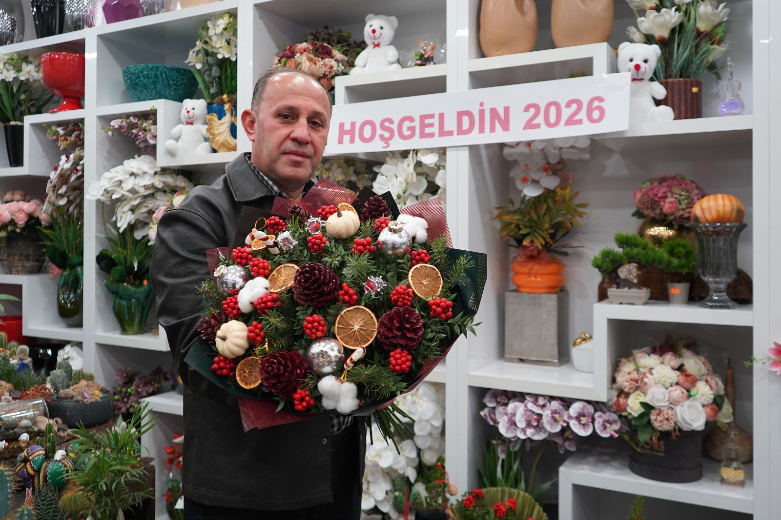 Y I L B A S I C I C E G I K O K I N A 500 L I R A D A N B A S L A Y 1071703 318007