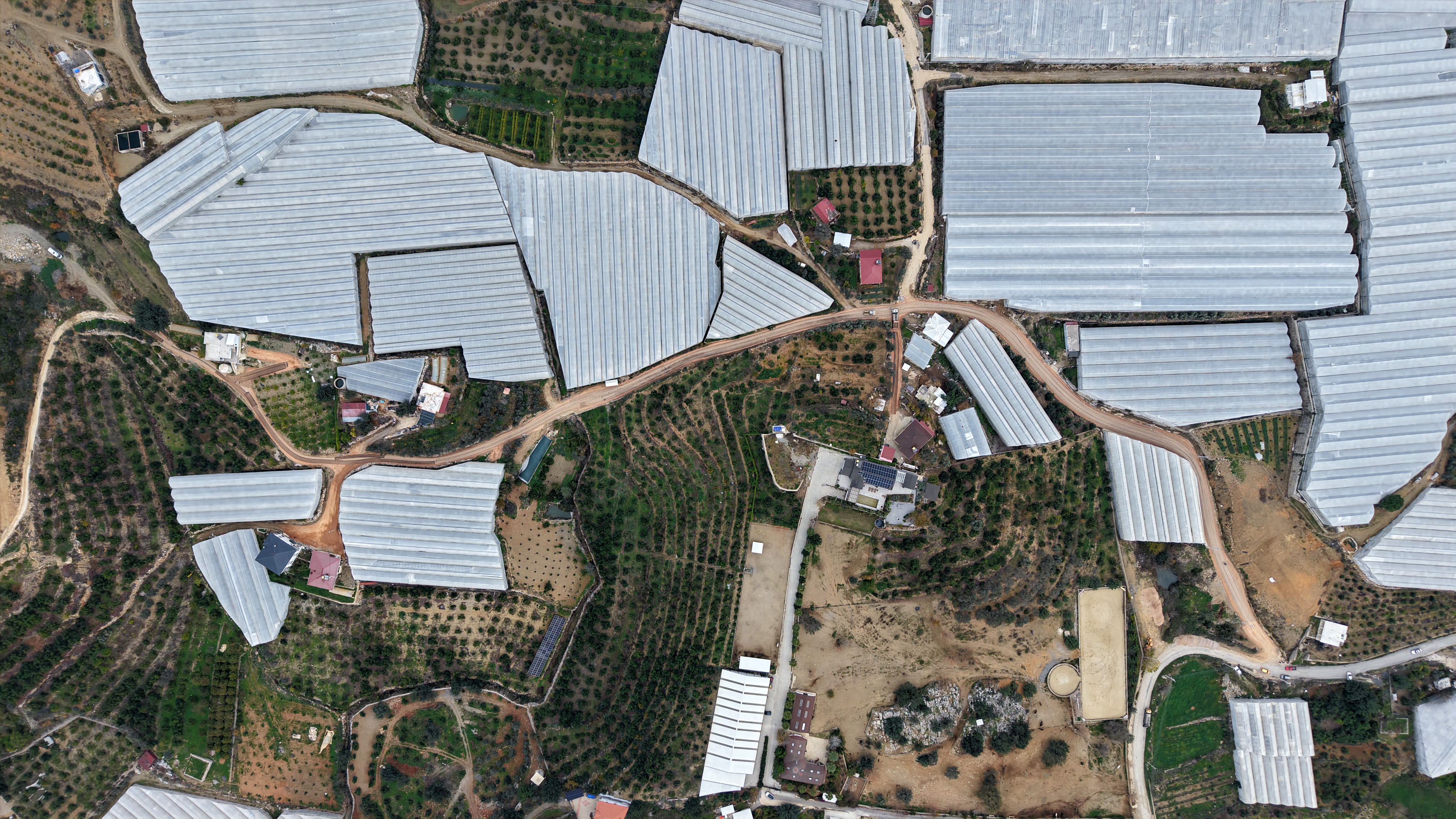 25 Y I L D I R Y A P I L M A Y A N Y O L A A S F A L T 1094721 324931