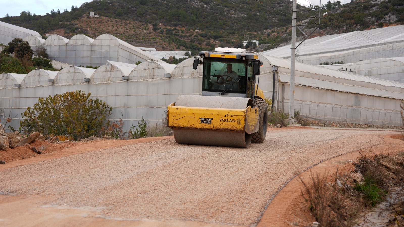 25 Y I L D I R Y A P I L M A Y A N Y O L A A S F A L T 1094723 324931