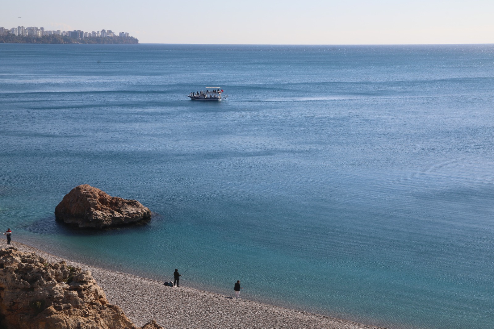 A N T A L Y A’ D A D E N I Z S U Y U S I C A K L I G I H A V A S I 1122252 333052