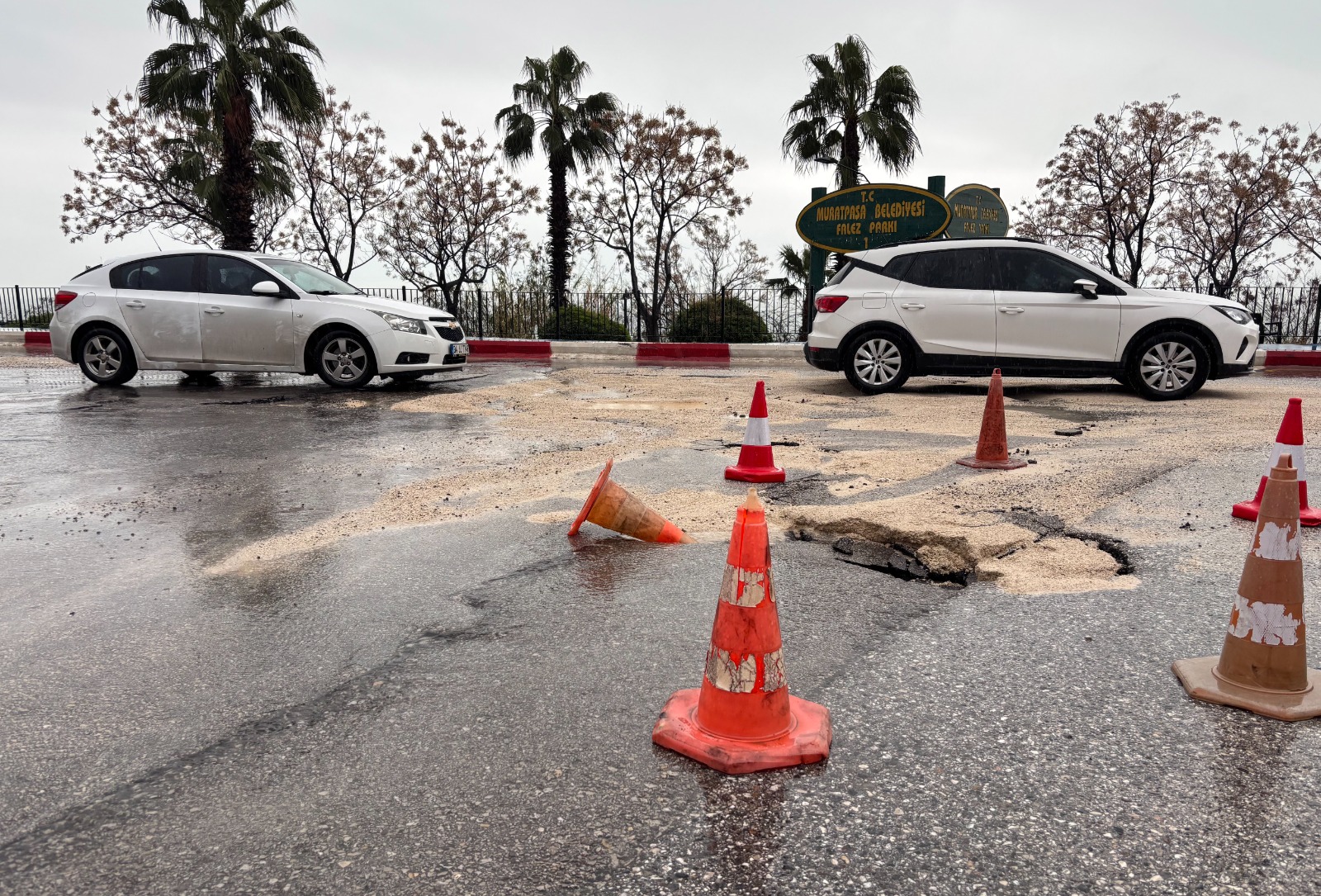 A N T A L Y A’ D A S I D D E T L I Y A G I S T A Y O L C O K T U 1133721 336577