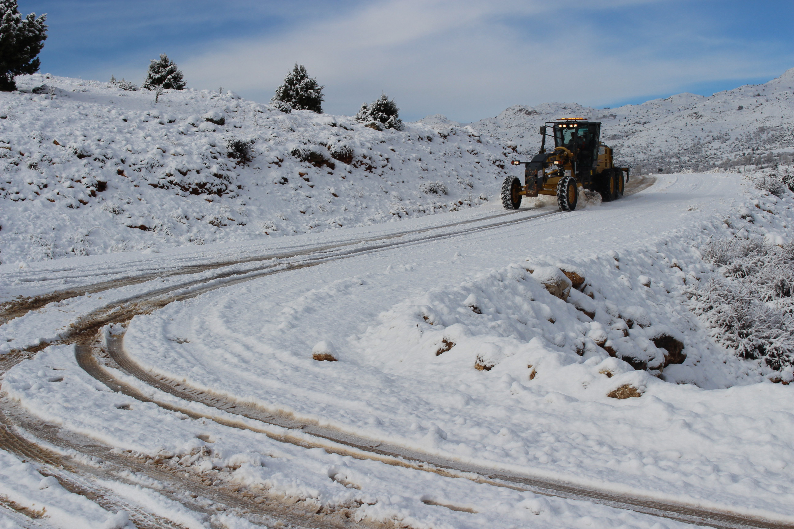 A N T A L Y A N I N Y U K S E K K E S I M L E R I N D E K A R L A M U 1112820 330351