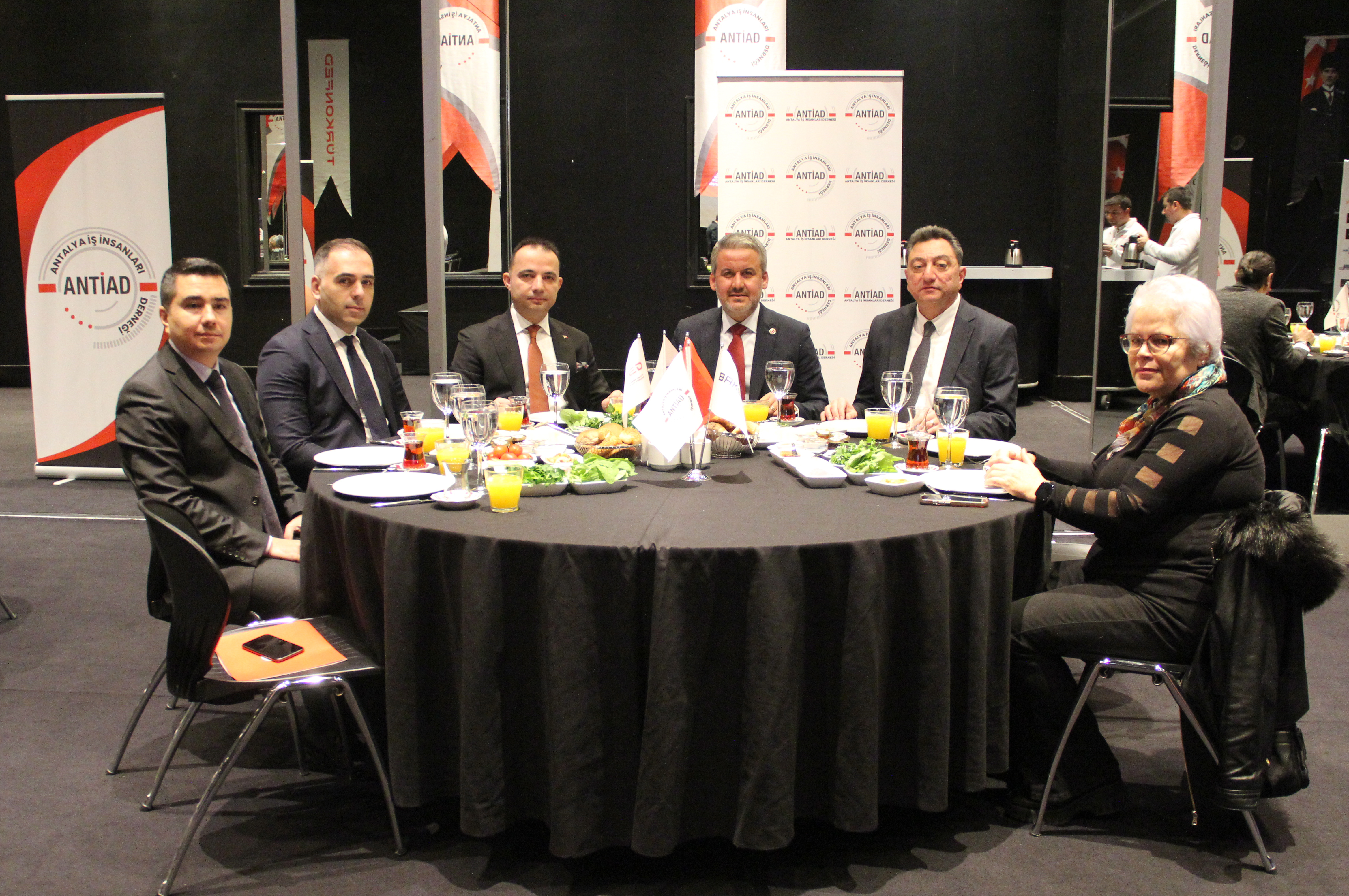 A N T I A D’ D A N V E R G I D E N E T I M I N D E D I J I T A L D O N 1130093 335555