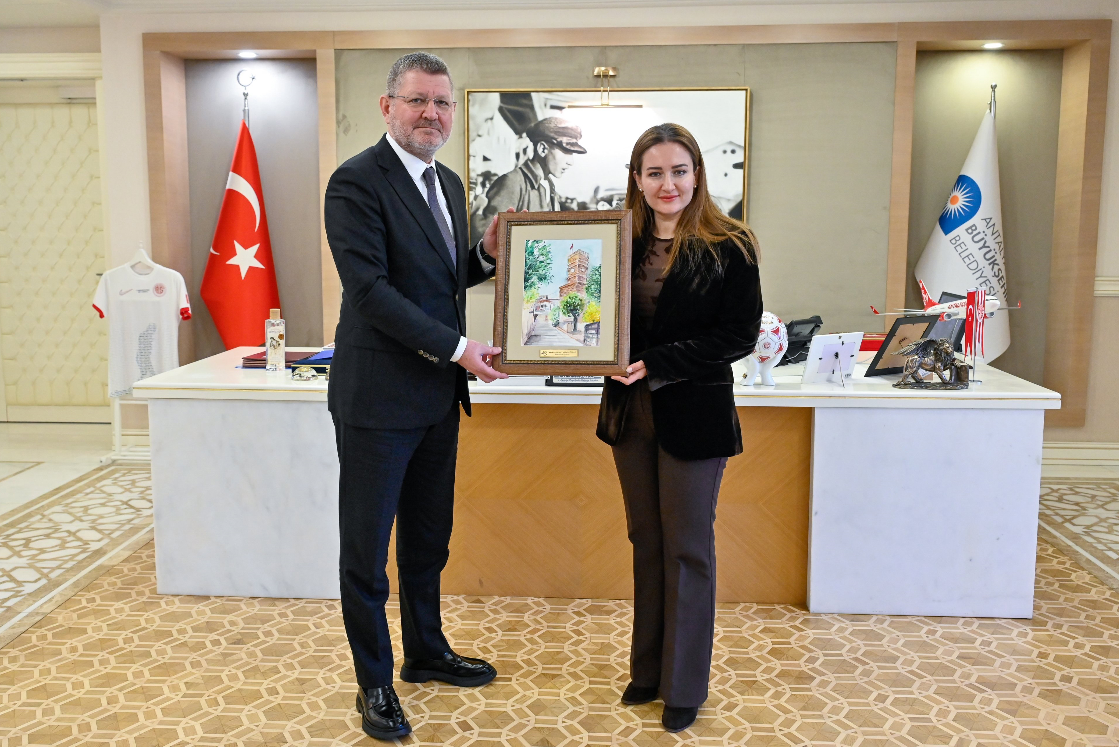 A T S O I N S A A T S E K T O R U N D E N B U Y U K S E H I R E Z I Y 1114718 330923