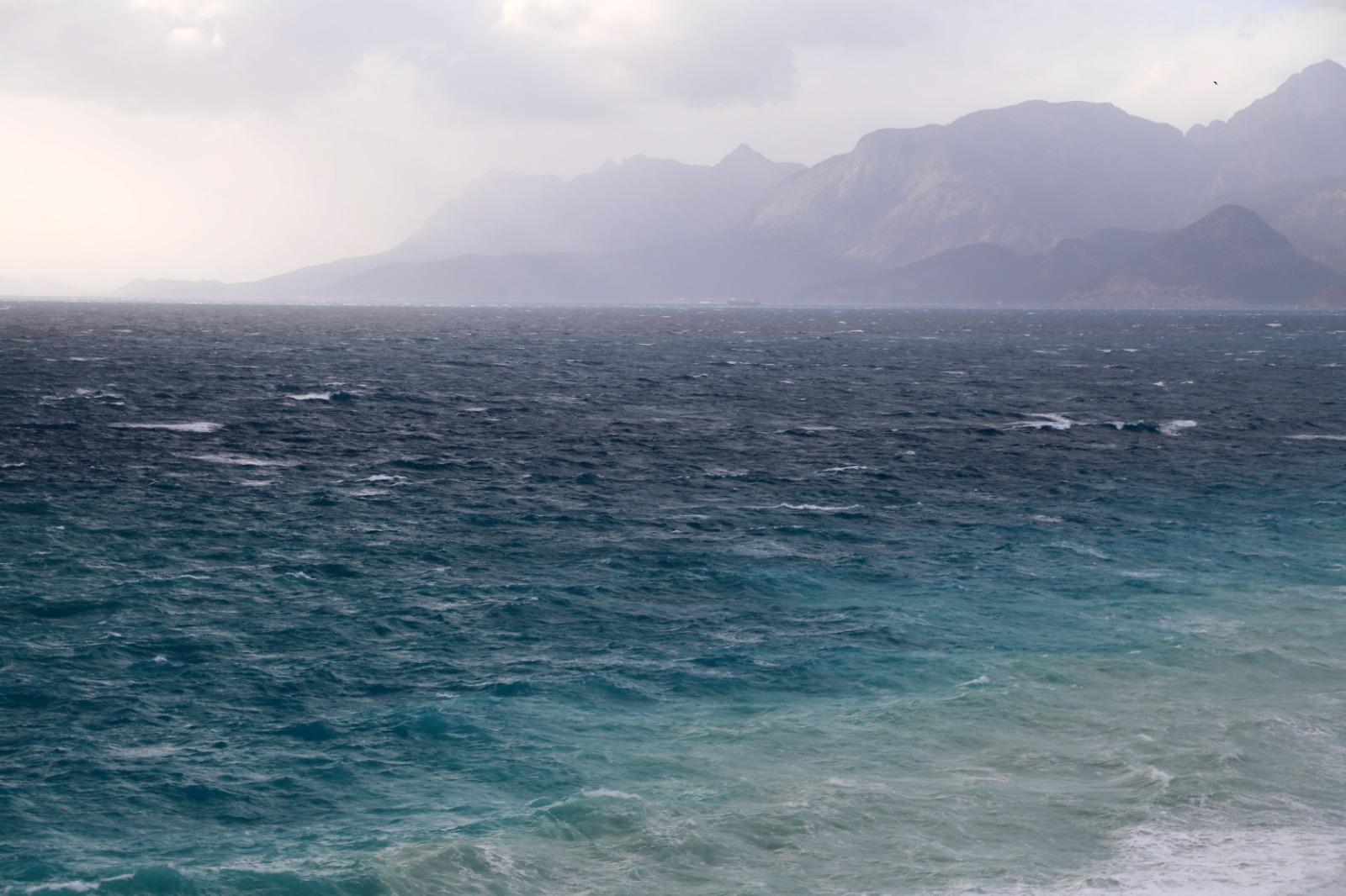 Antalya’da Sis Ve Kuvvetli Ruzgar 1109501 329363 (1)