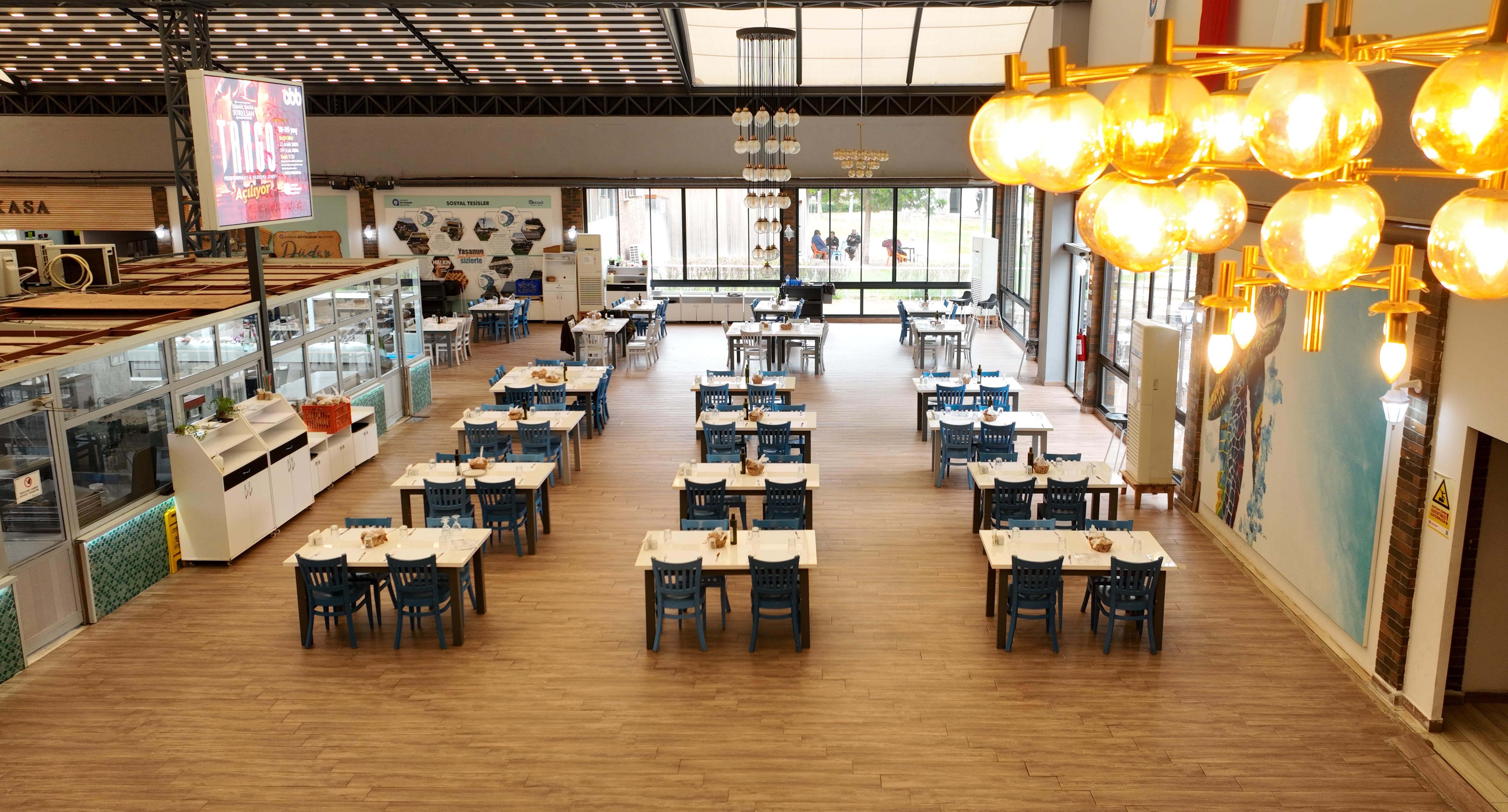 D U D E N B A L I K C A R S I S I N D A U Y G U N F I Y A T L I B A 1118795 332045