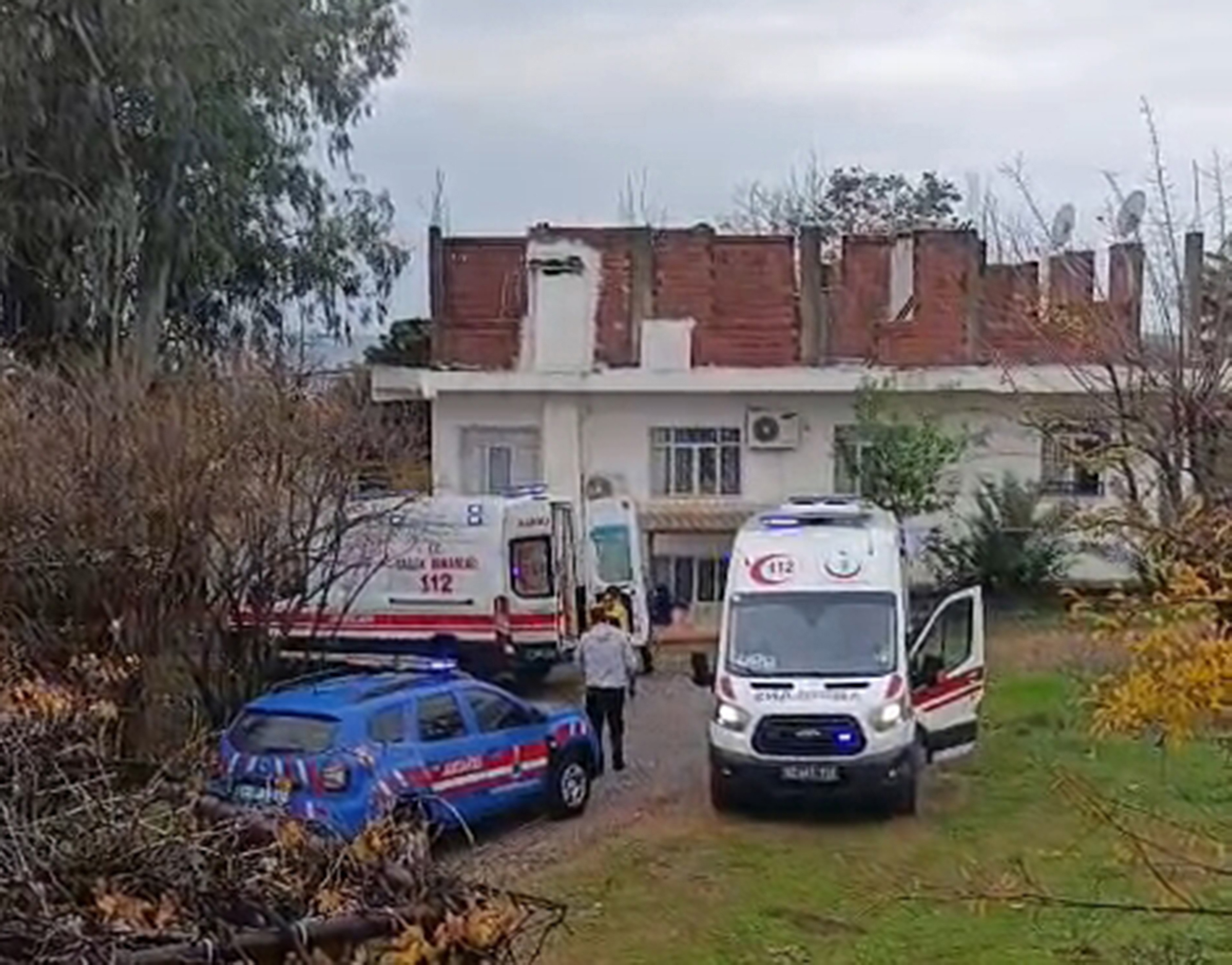 E S K I K A Y I N B I R A D E R I N I N T A B A N C A Y L A Y A R A L A D 1095466 325182