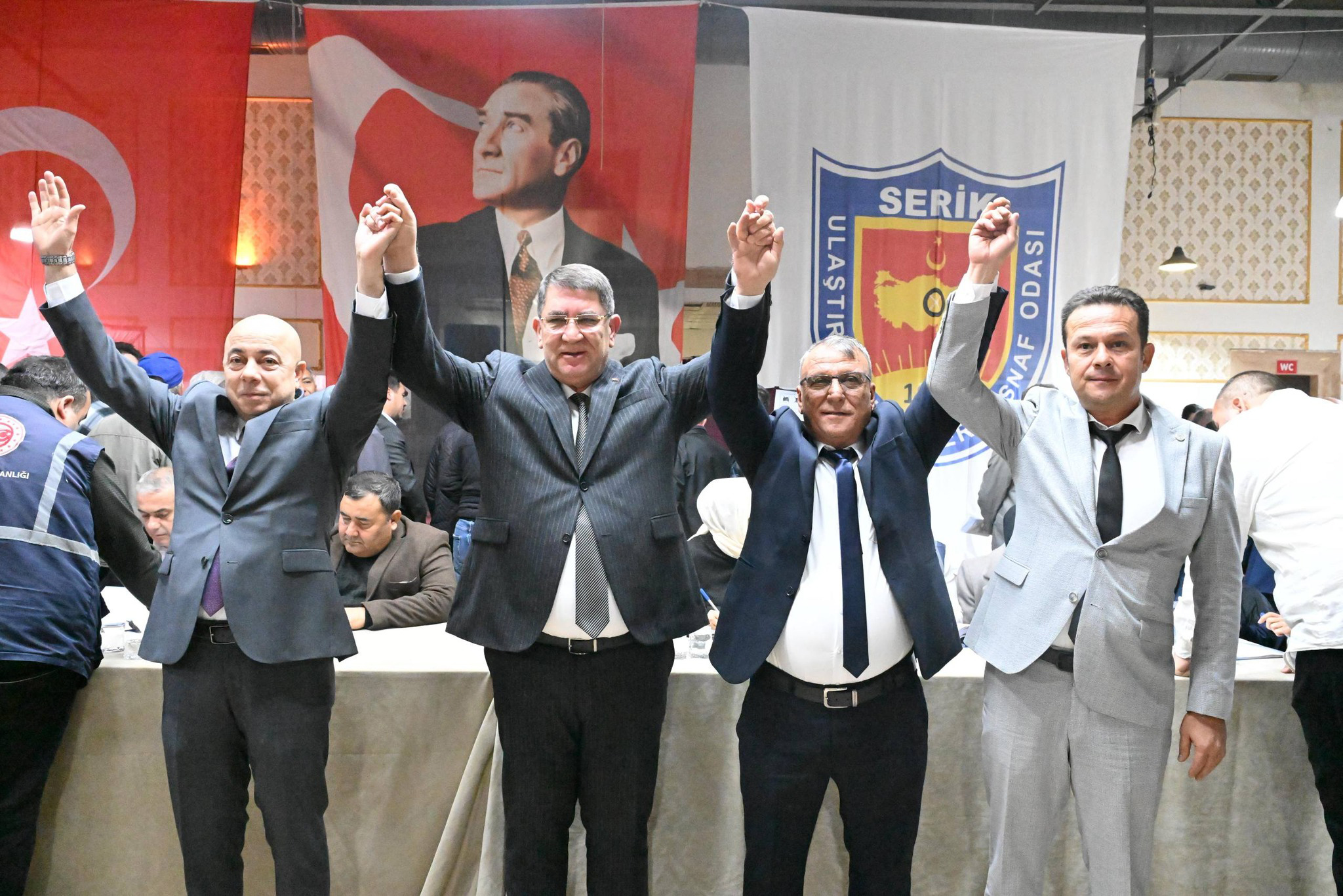 E S N A F T A S E C I M Z A M A N I D E R E D E N Z A F E R F O T 1106844 328597