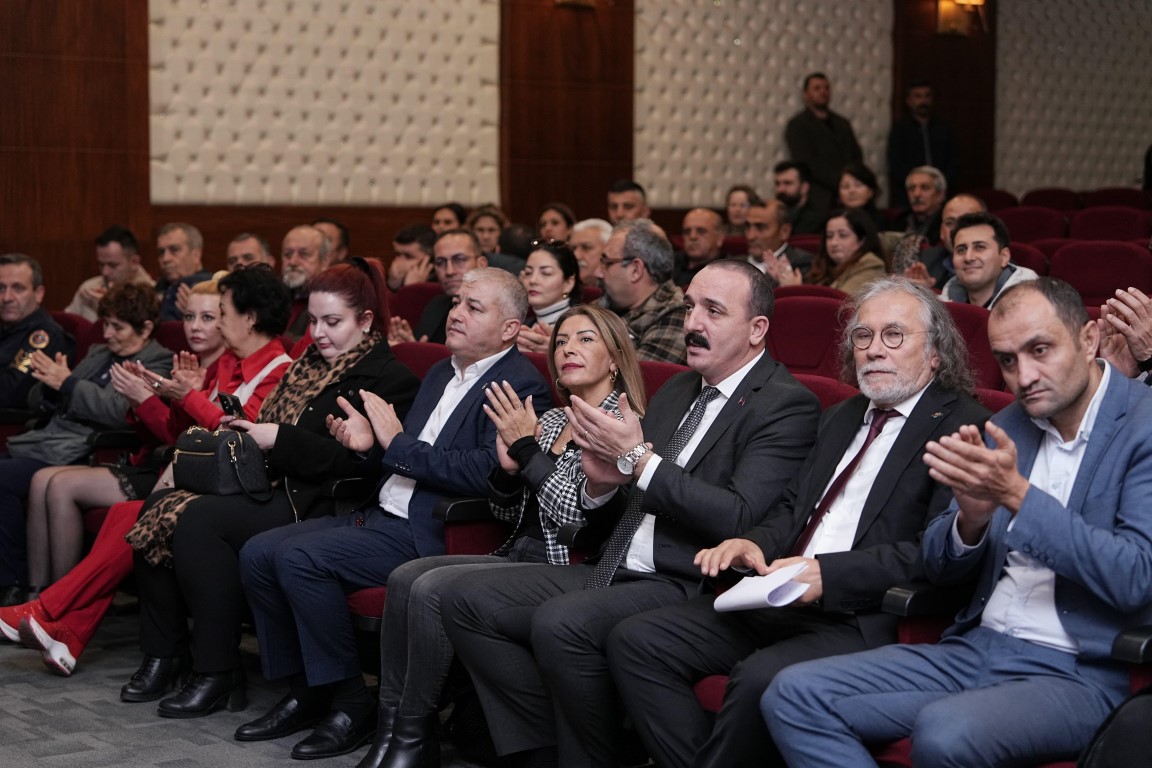 E7C1E168 1421 49Be A342 8A64Ab50E844