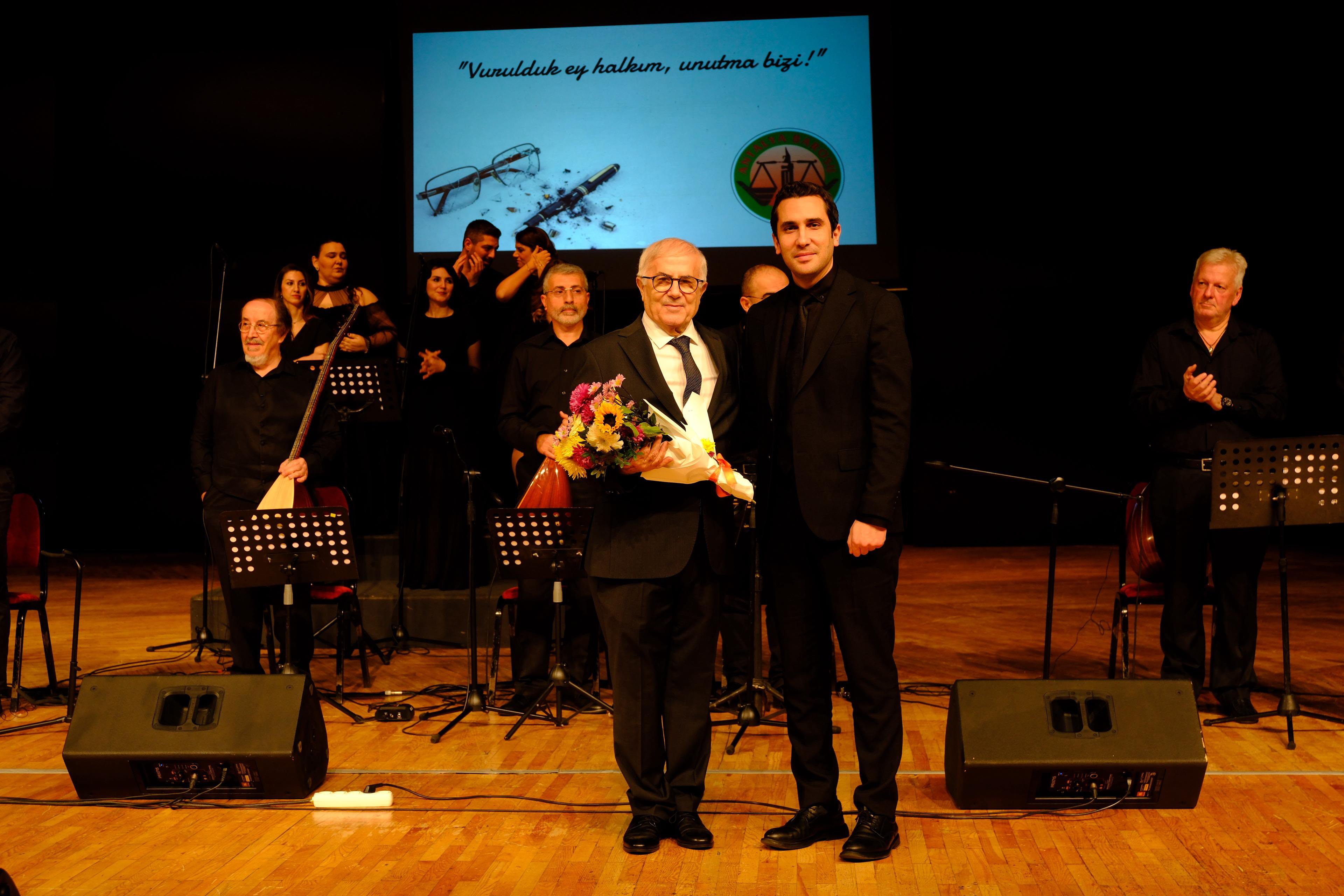 G Hzj O6 W Y A E9 Urv