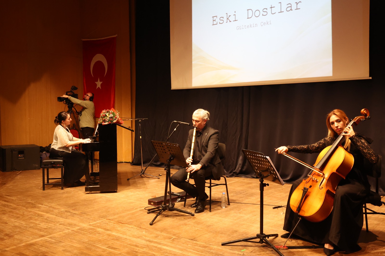 G9G Xl0 C X Y A A V Exz