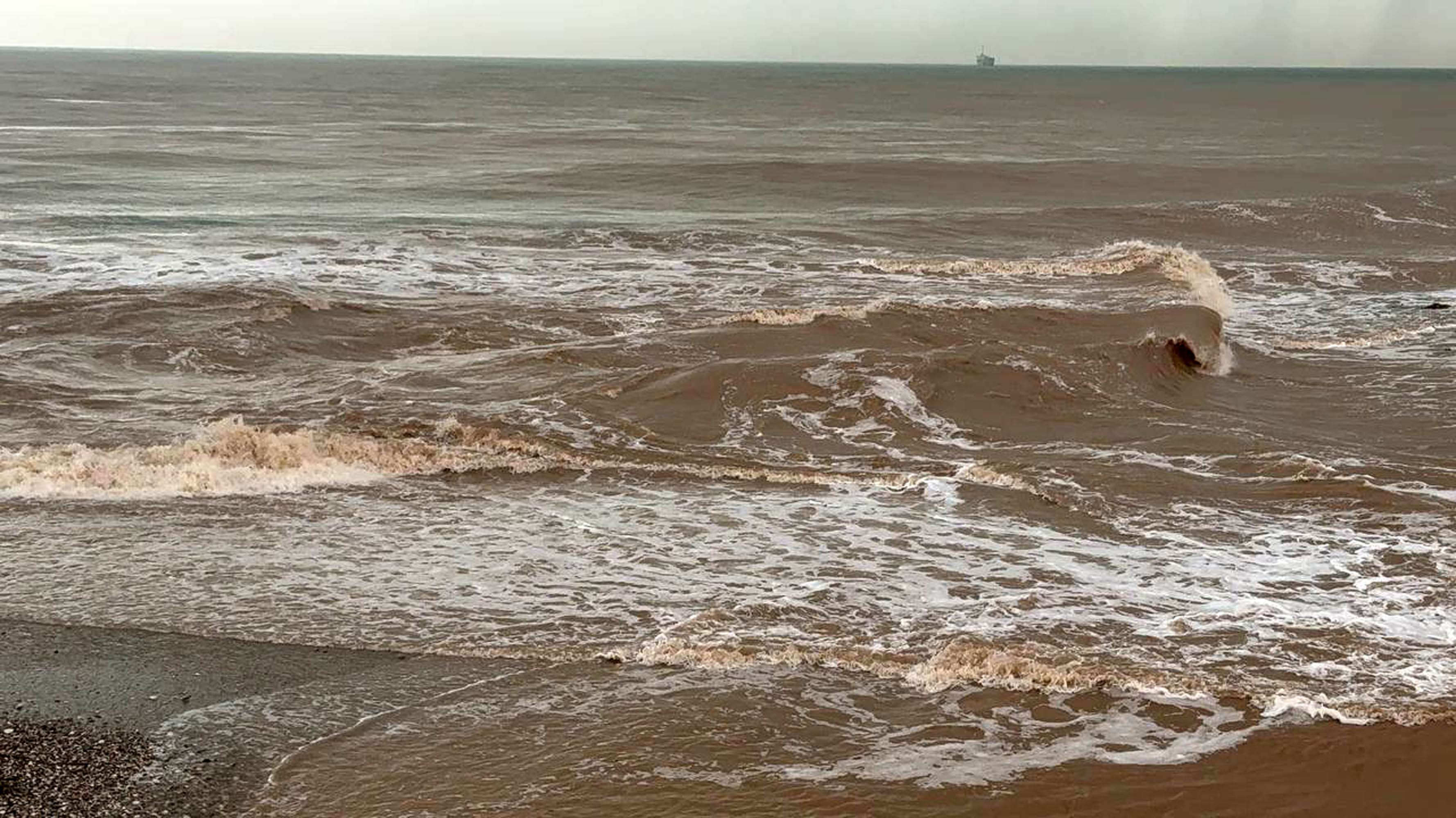 K O N Y A A L T I S A H I L I N D E D E N I Z I N R E N G I K A H V E 1136404 337362