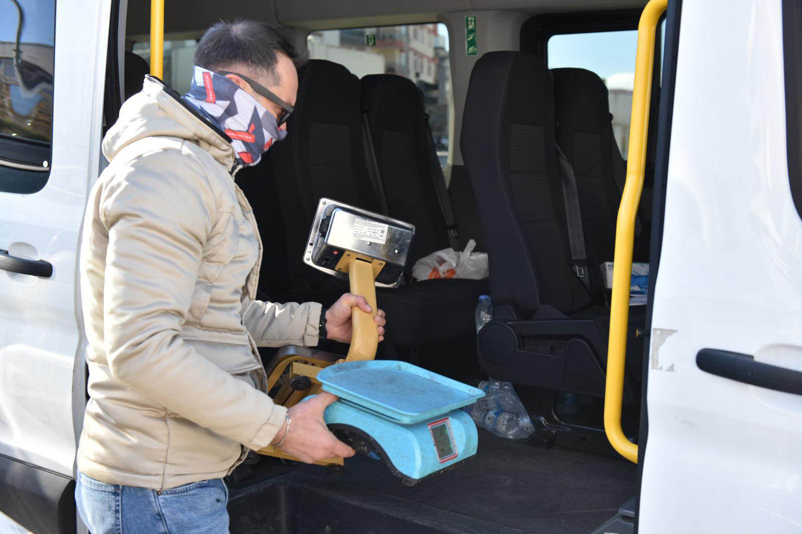 Kepezde Seyyar Satici Ve Dilenci Operas 1114892 330976 (1)