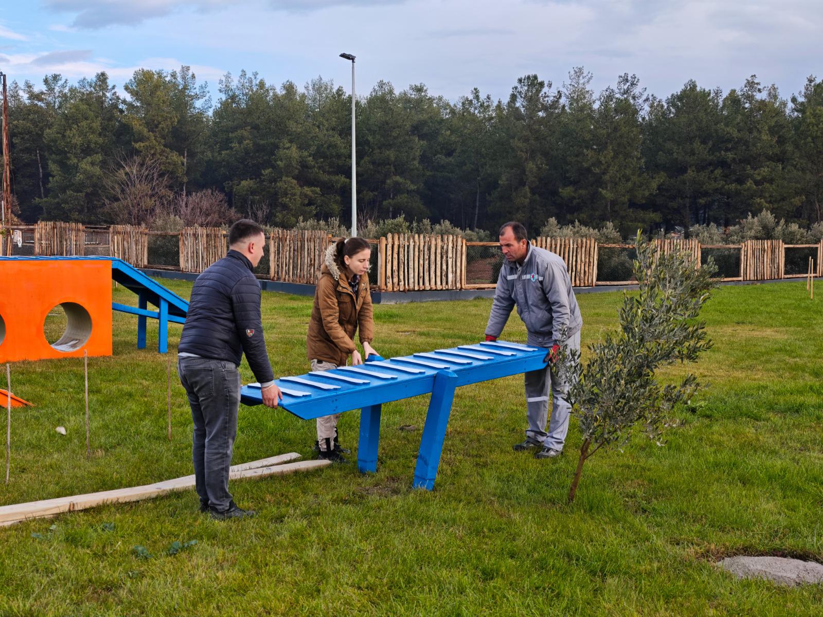 Kepezden Hayvan Dostu Hizmet Kopek Oyun Parki 3