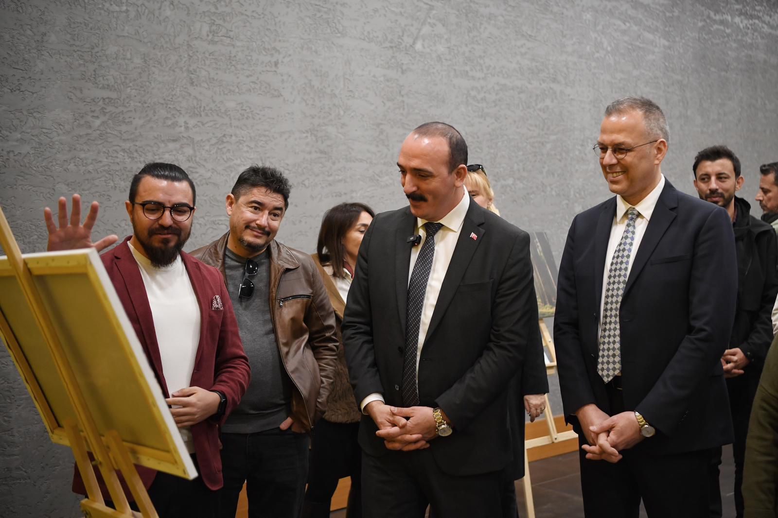 Kotan Yapay Zeka Sergi̇si̇ni̇n Açilişina Katildi (1)