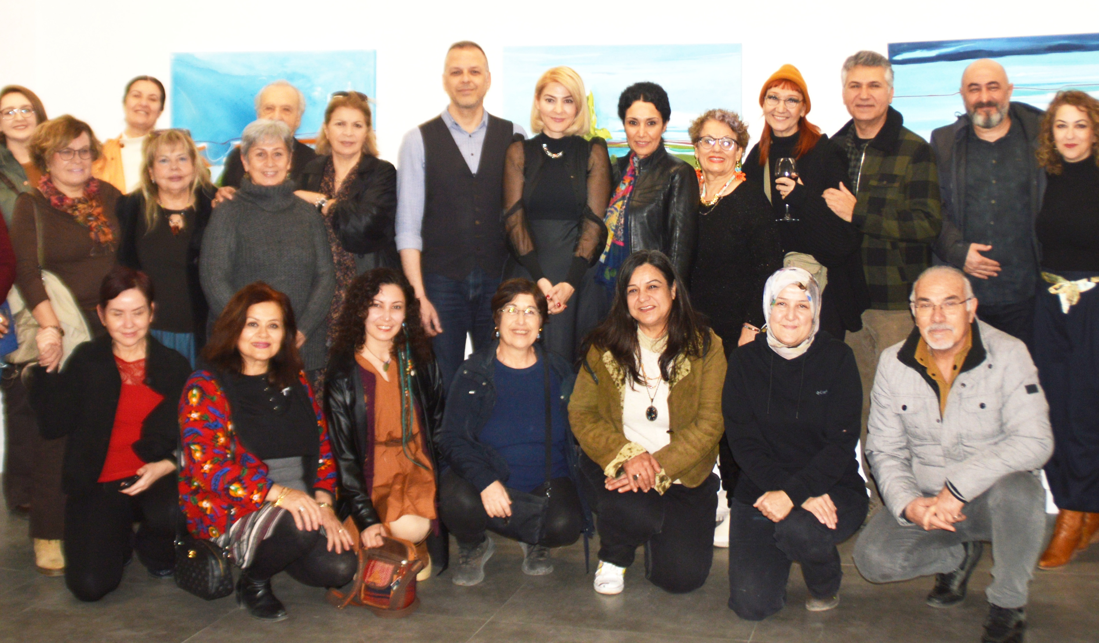 P E N C E R E D E N G O Z L E M L E R I N I T U V A L E Y A N S I T T I 1123868 333488