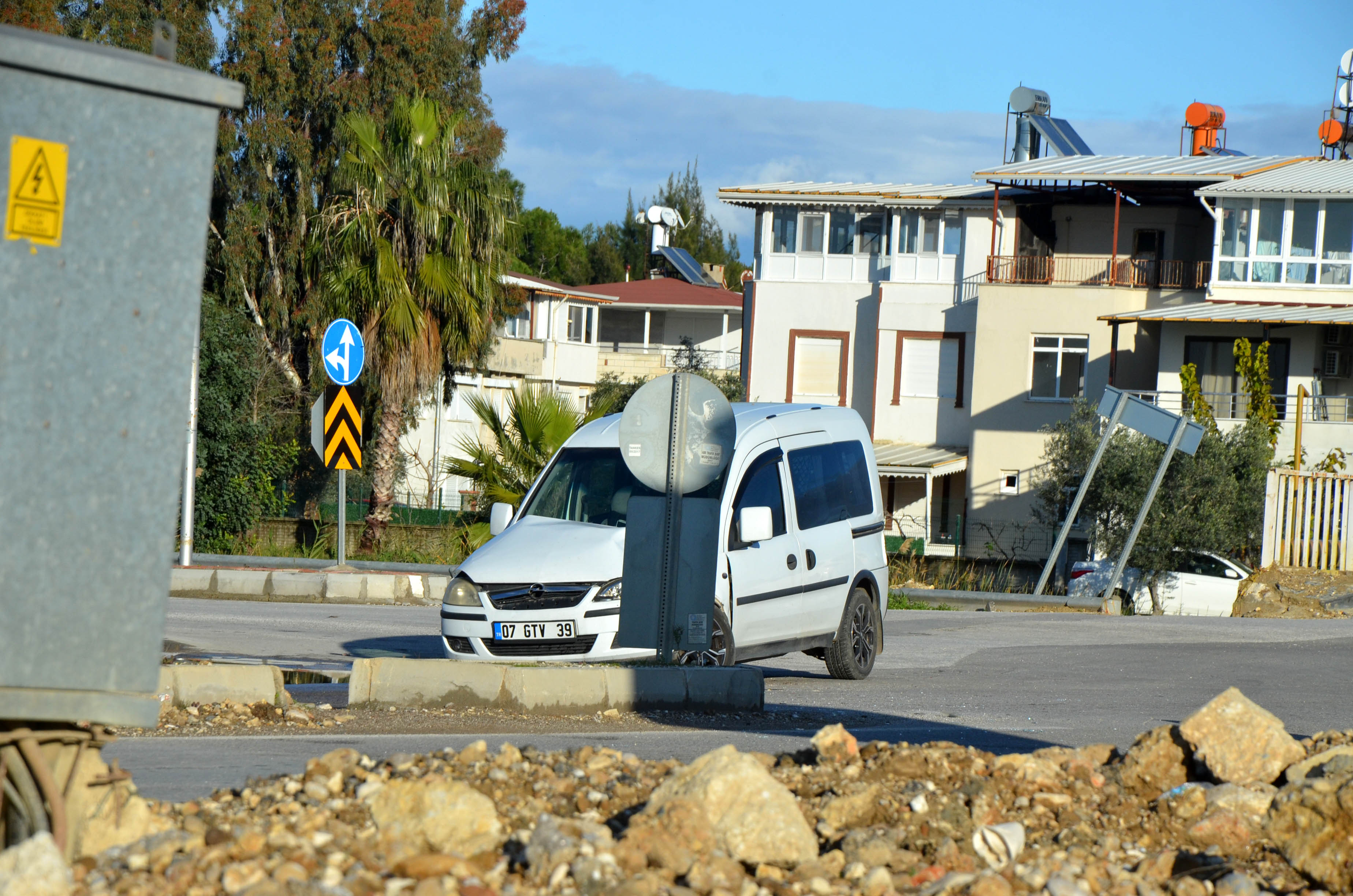 S E R I K T E Y O L C U O T O B U S U I L E H A F I F T I C A R I 1092543 324291