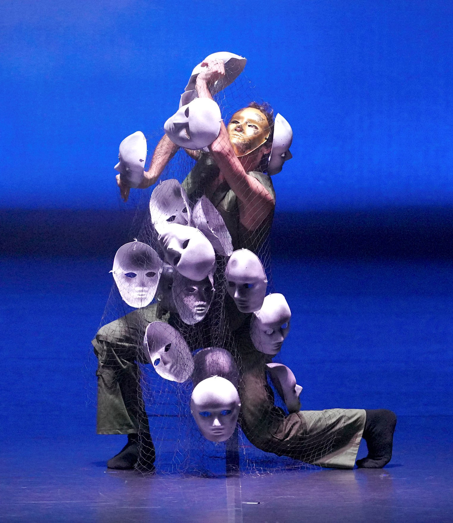 T R I A Y A A L K I S Y A G D I 1133504 336509