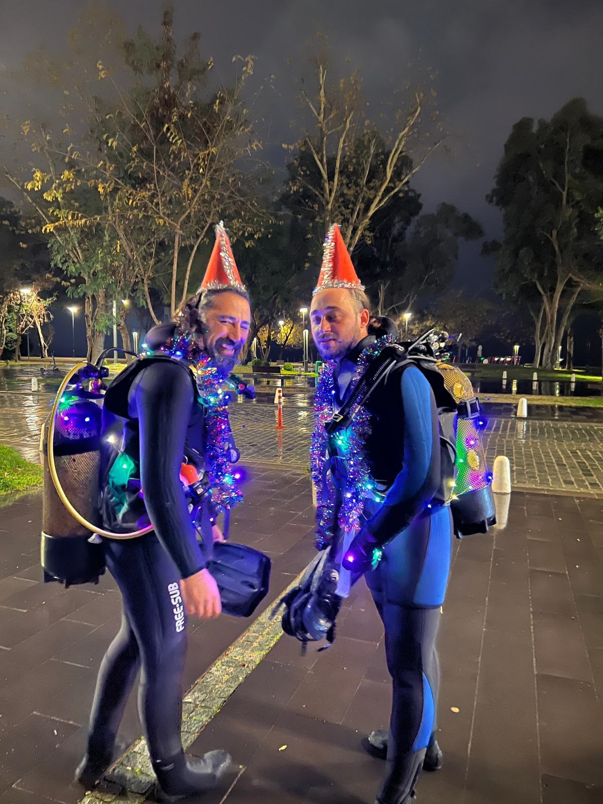 Y E N I Y I L I S U A L T I M A G A R A S I N D A K A R S I L A D I L 1092647 324318