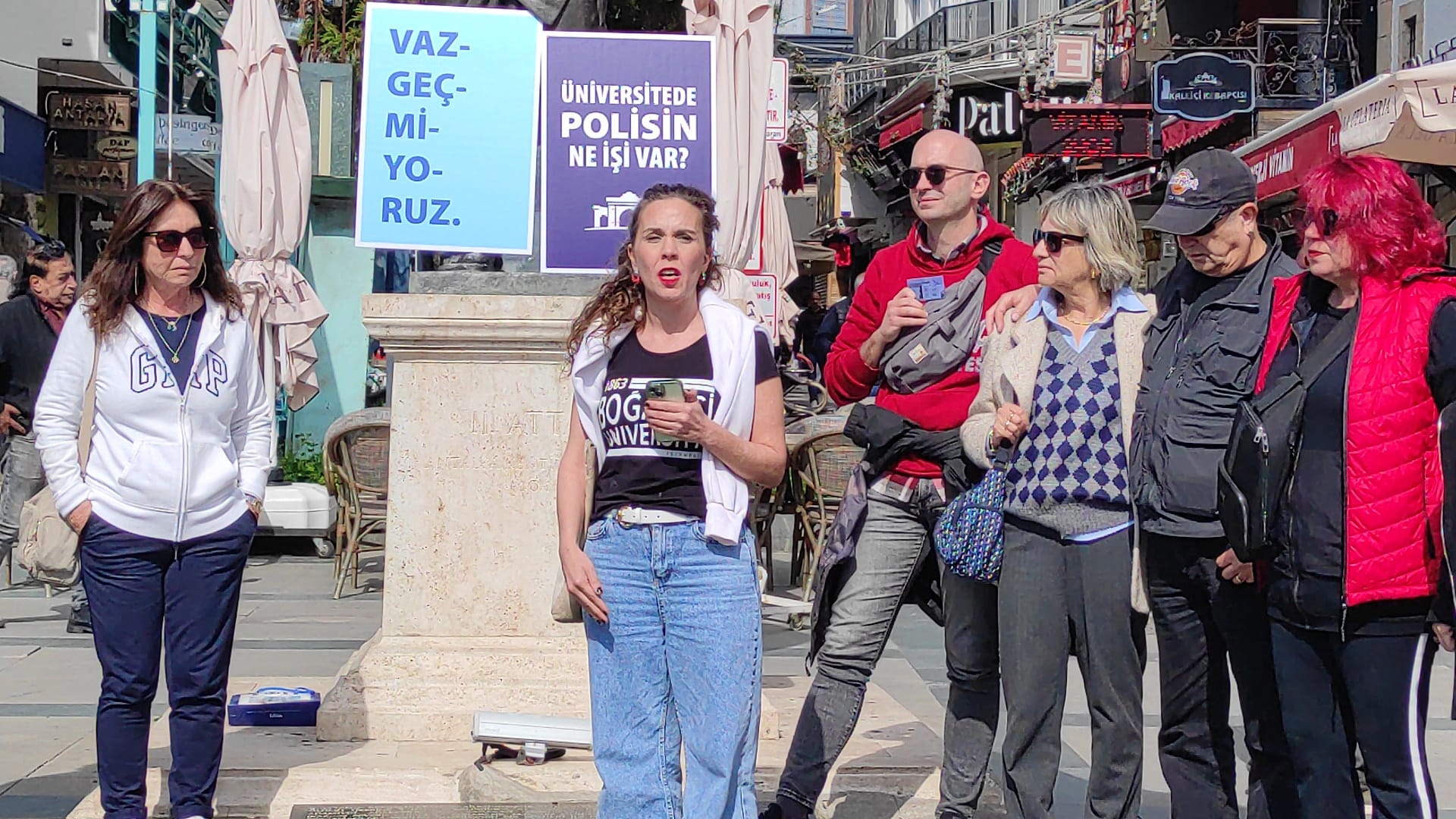 02Bd14C0 D721 45C9 8212 B3Bba42A0F51