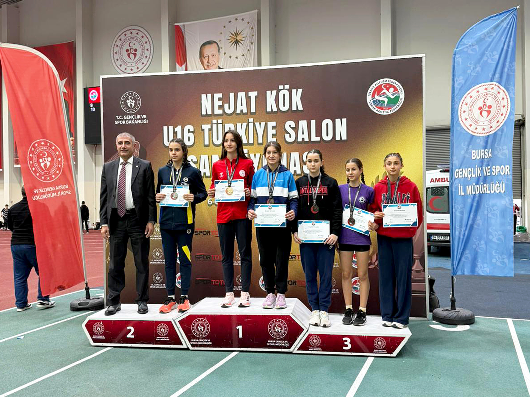 2 As Atletizm U16 2026 Bursa (Zeynep Şentürk Kürsü)