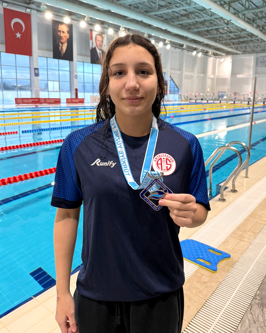 3 As Yüzme Deniz Pekşen (İkinci)