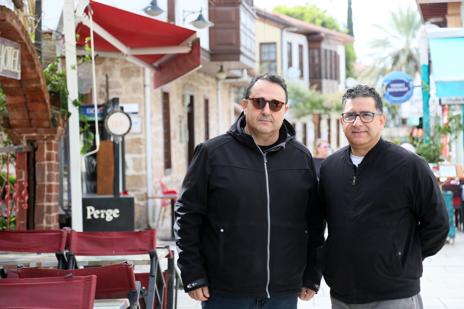 5 Y I L D I Z L I O T E L Y A T I R I M L A R I A N T A L Y A K E N 1167056 346668