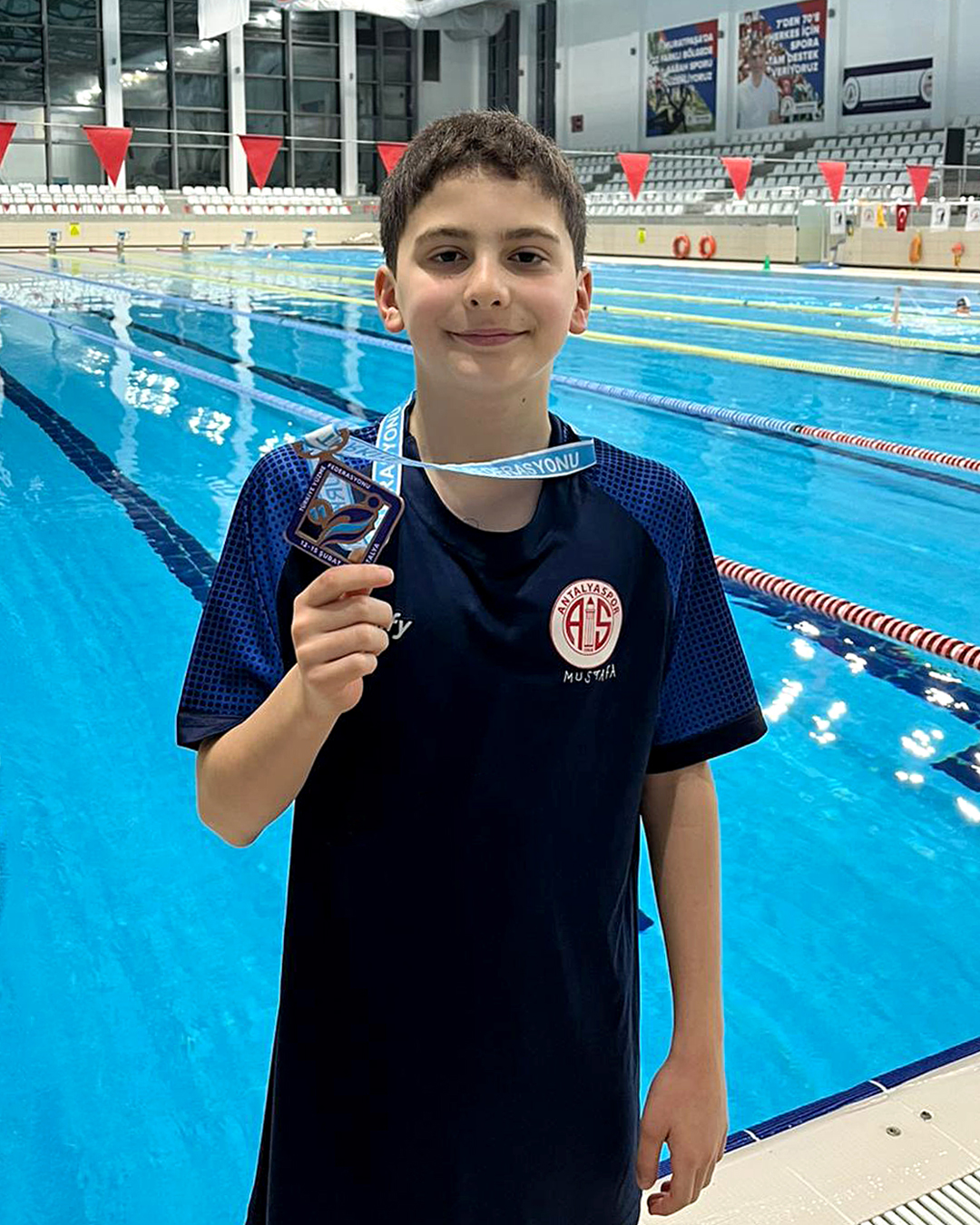 6 As Yüzme Mustafa Şener (Dördüncü)