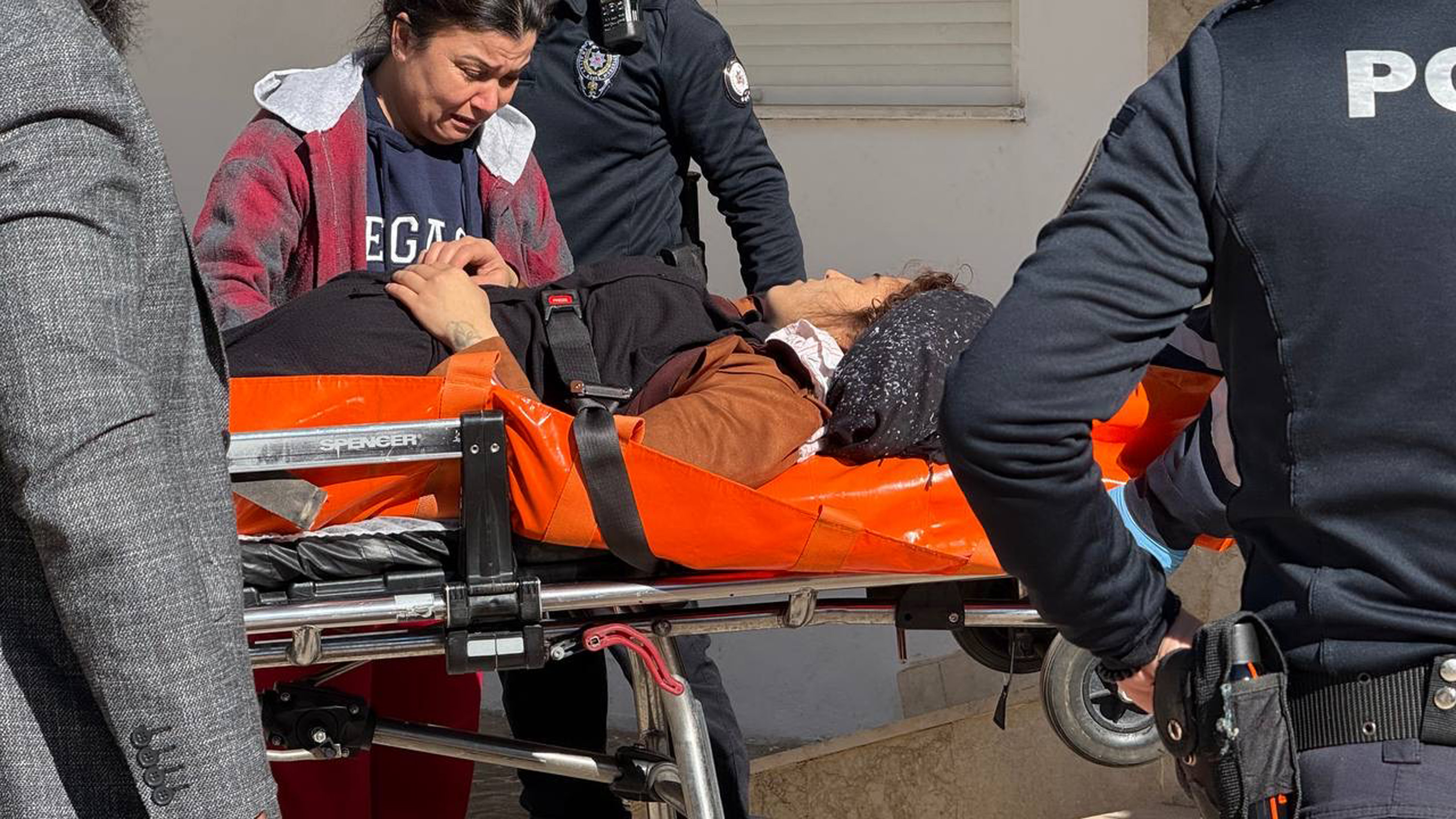 7 A Y L I K H A M I L E E S I N I T A B A N C A Y L A B A C A K L A R 1148150 340984