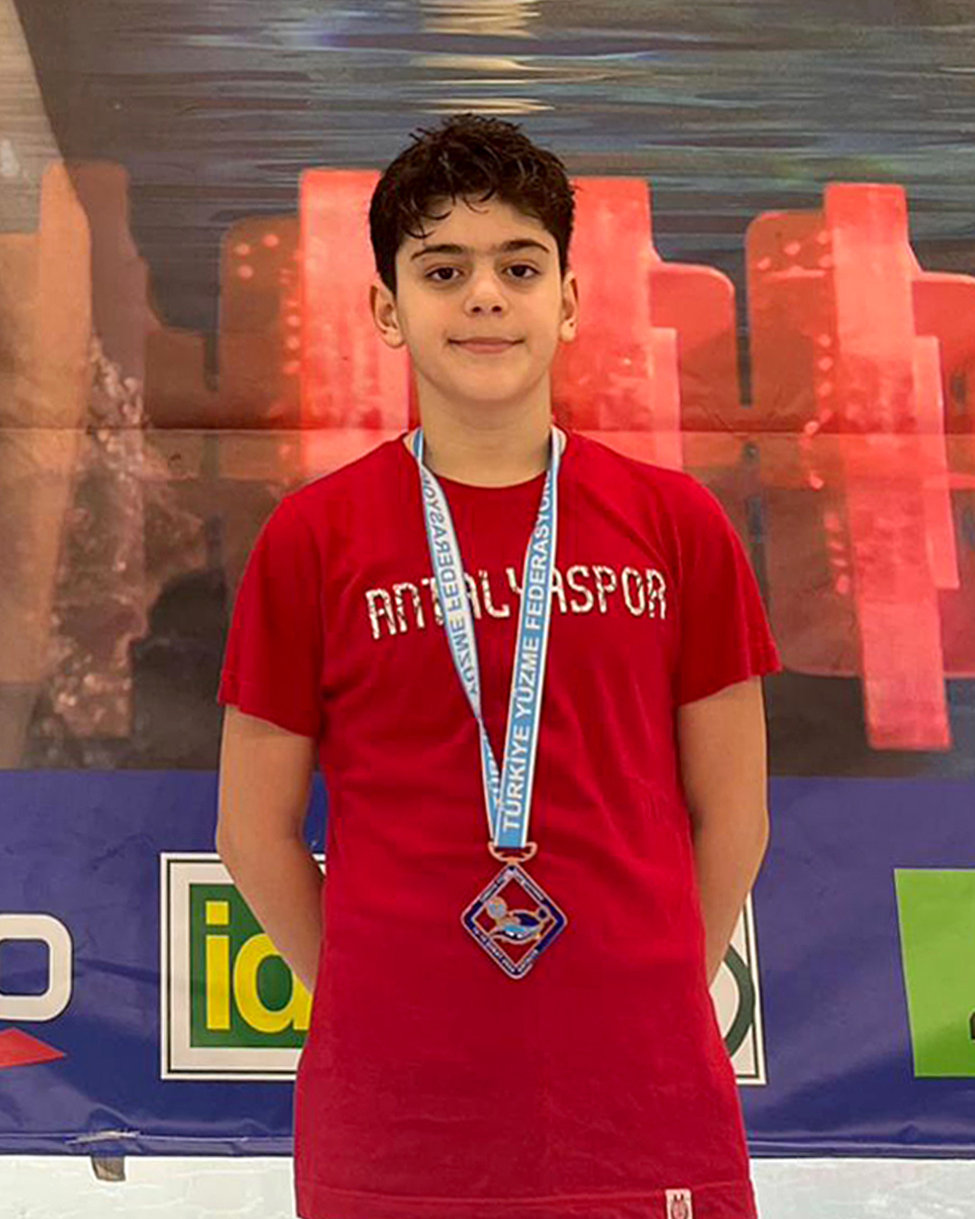 7 As Yüzme Mustafa Yiğit Keskin (Dördüncü)