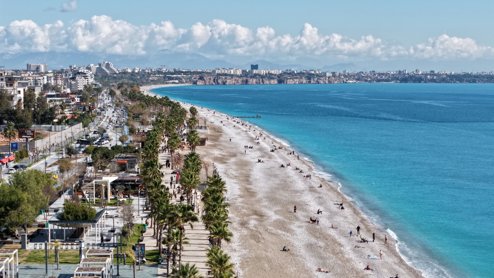 A N T A L Y A D A G U N E S I G O R E N S A H I L E K O S T U 1180813 350743